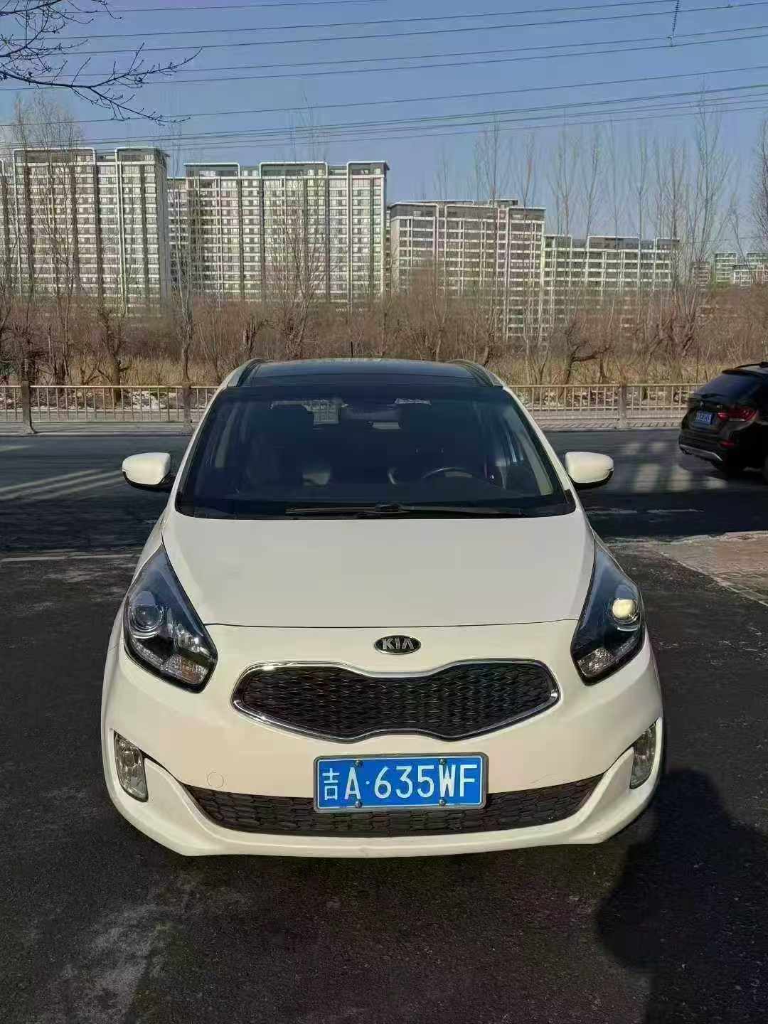 Kia Carens 2015 immagine di auto #2