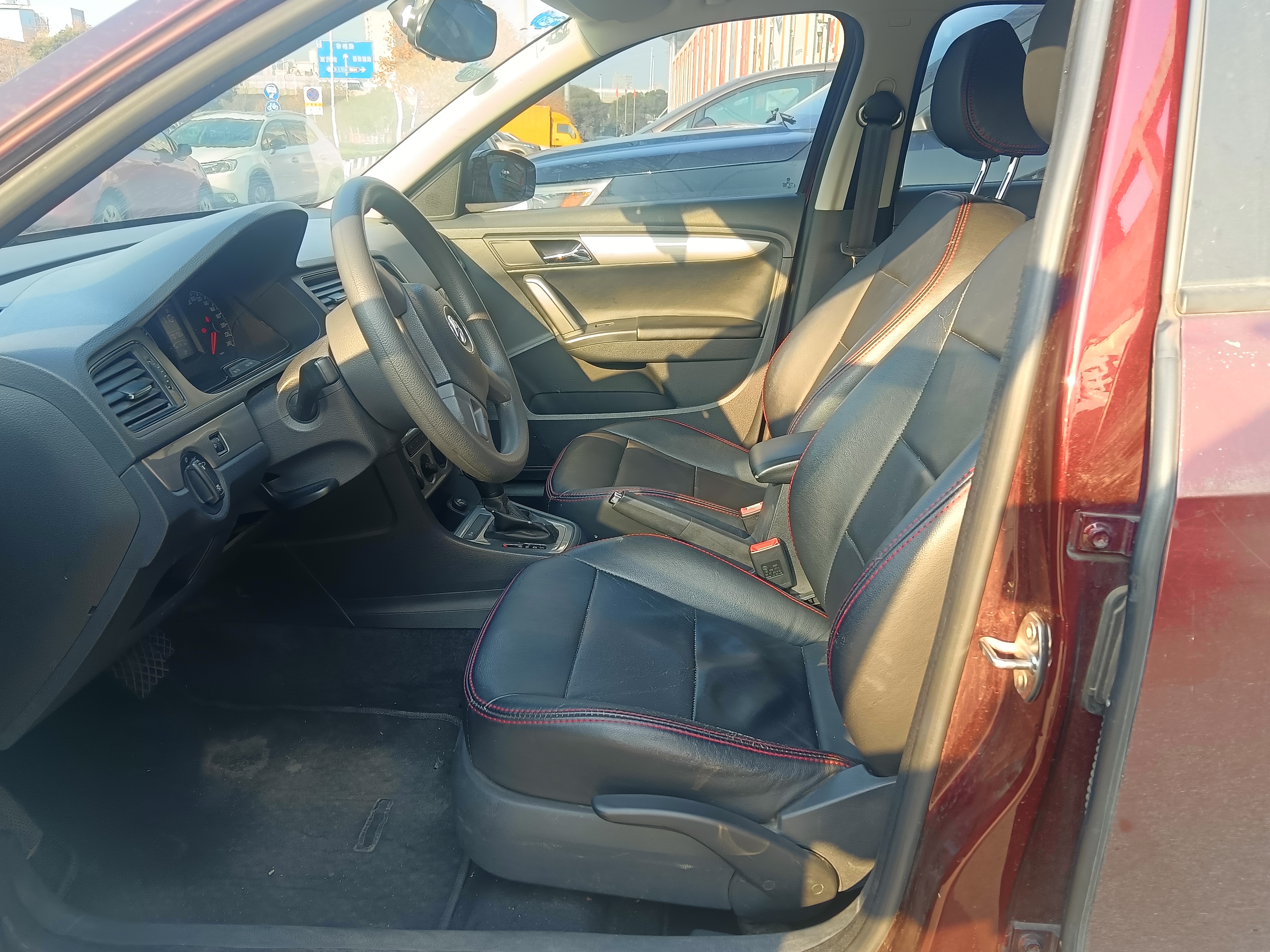 Volkswagen Lavida 2015 car image #2