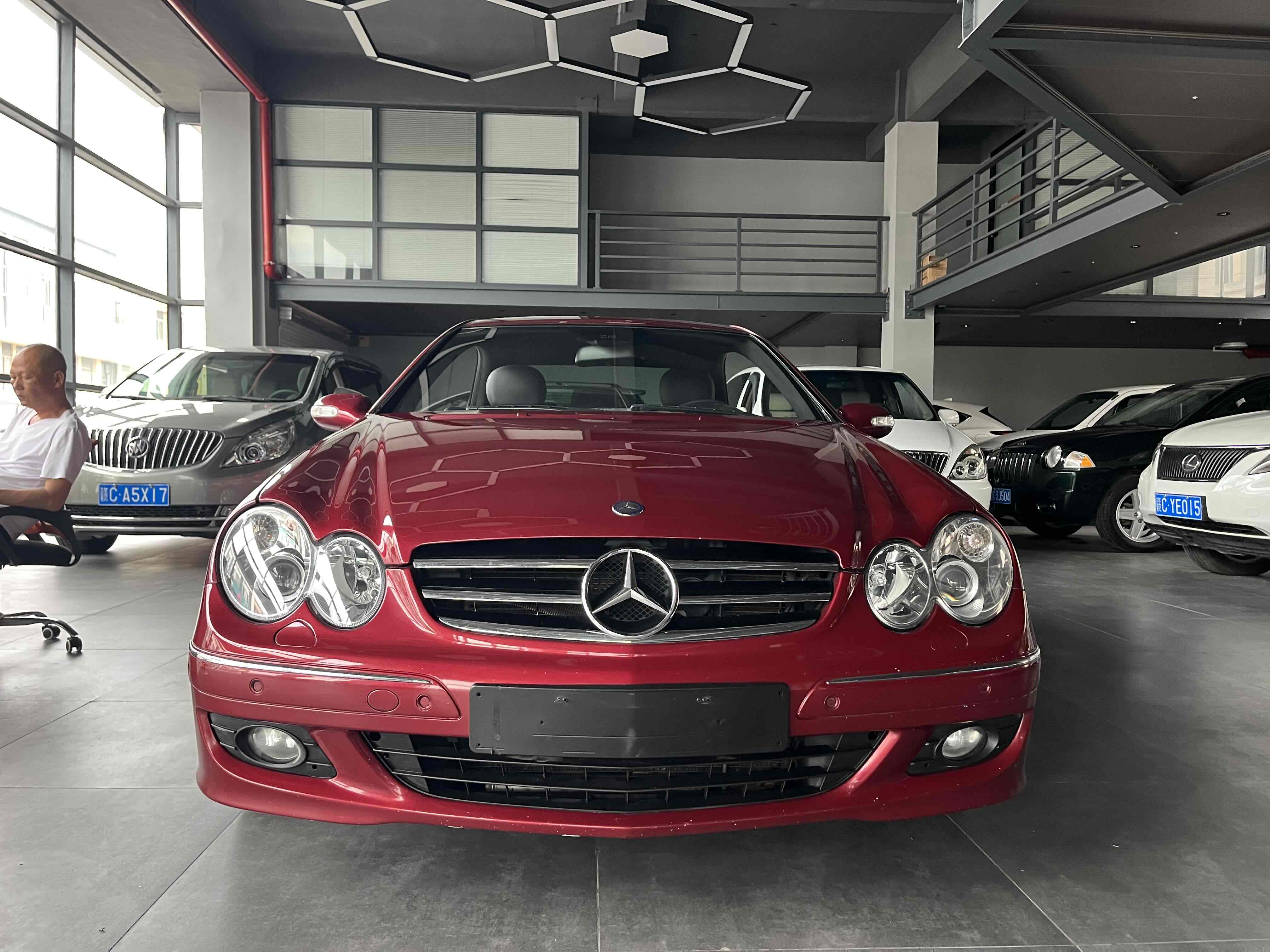 Mercedes-Benz CLK Class 2008 car image #2