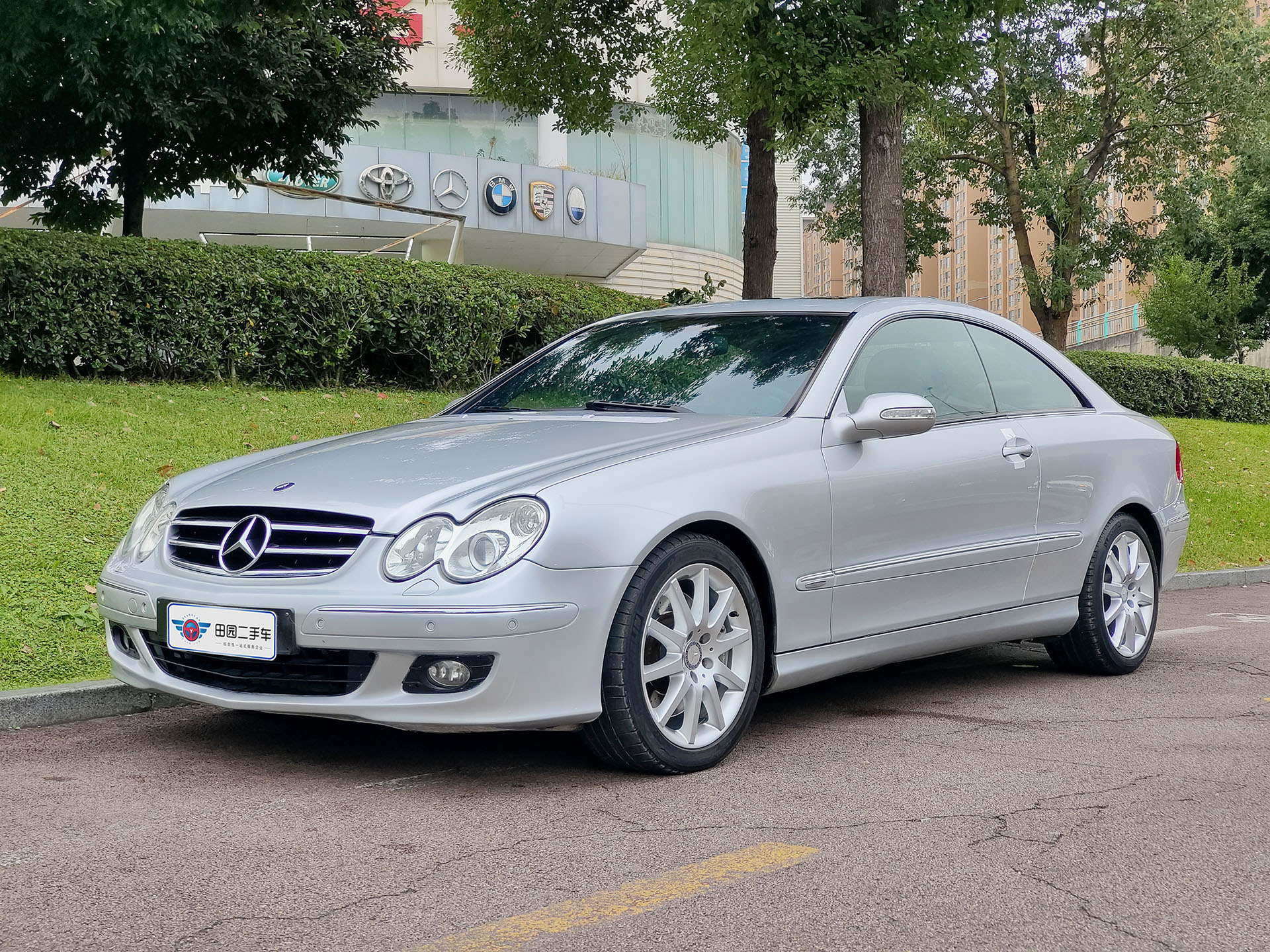 Mercedes-Benz CLK Class 2008 #2 Mercedes-Benz CLK Class 2008 car image #2