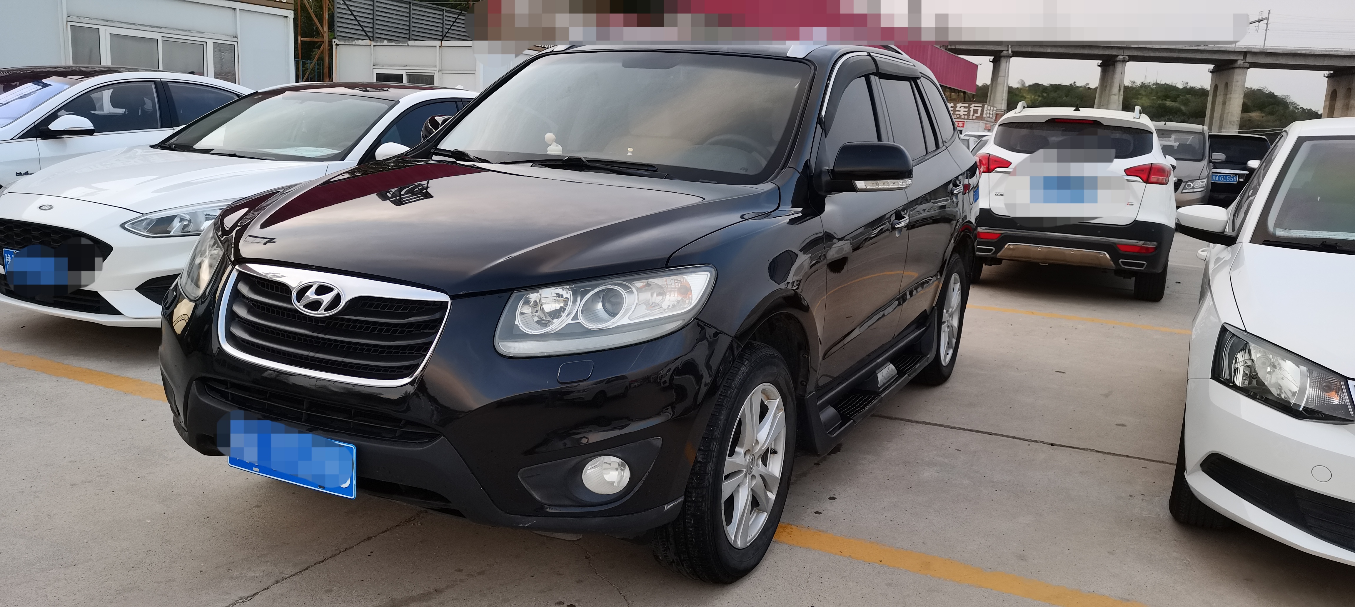 Hyundai Santa Fe Classic 2010 car image #2