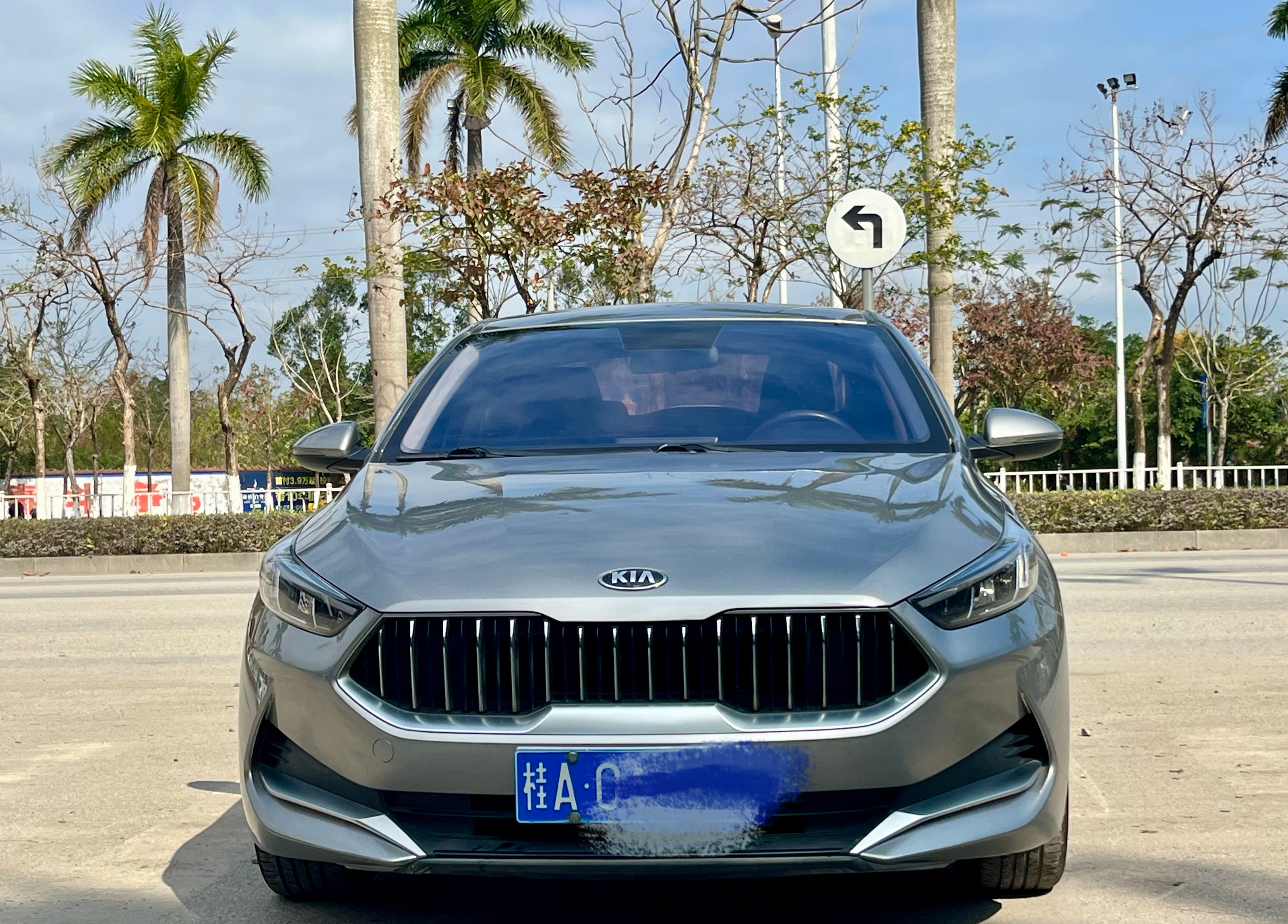 Kia K3 2020 car image #2
