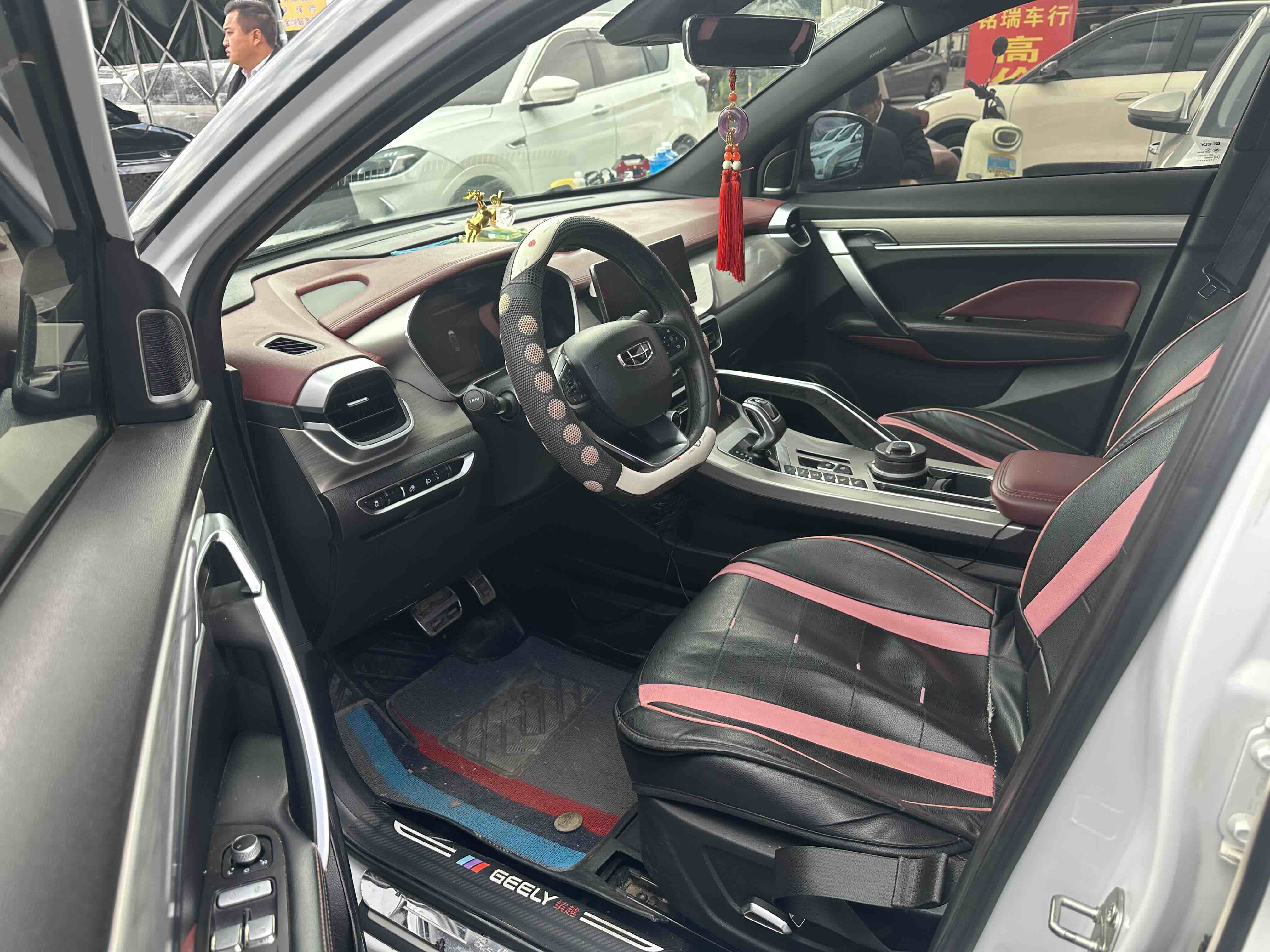 GEELY Coolray 2019 #2 GEELY Coolray 2019 car image #2