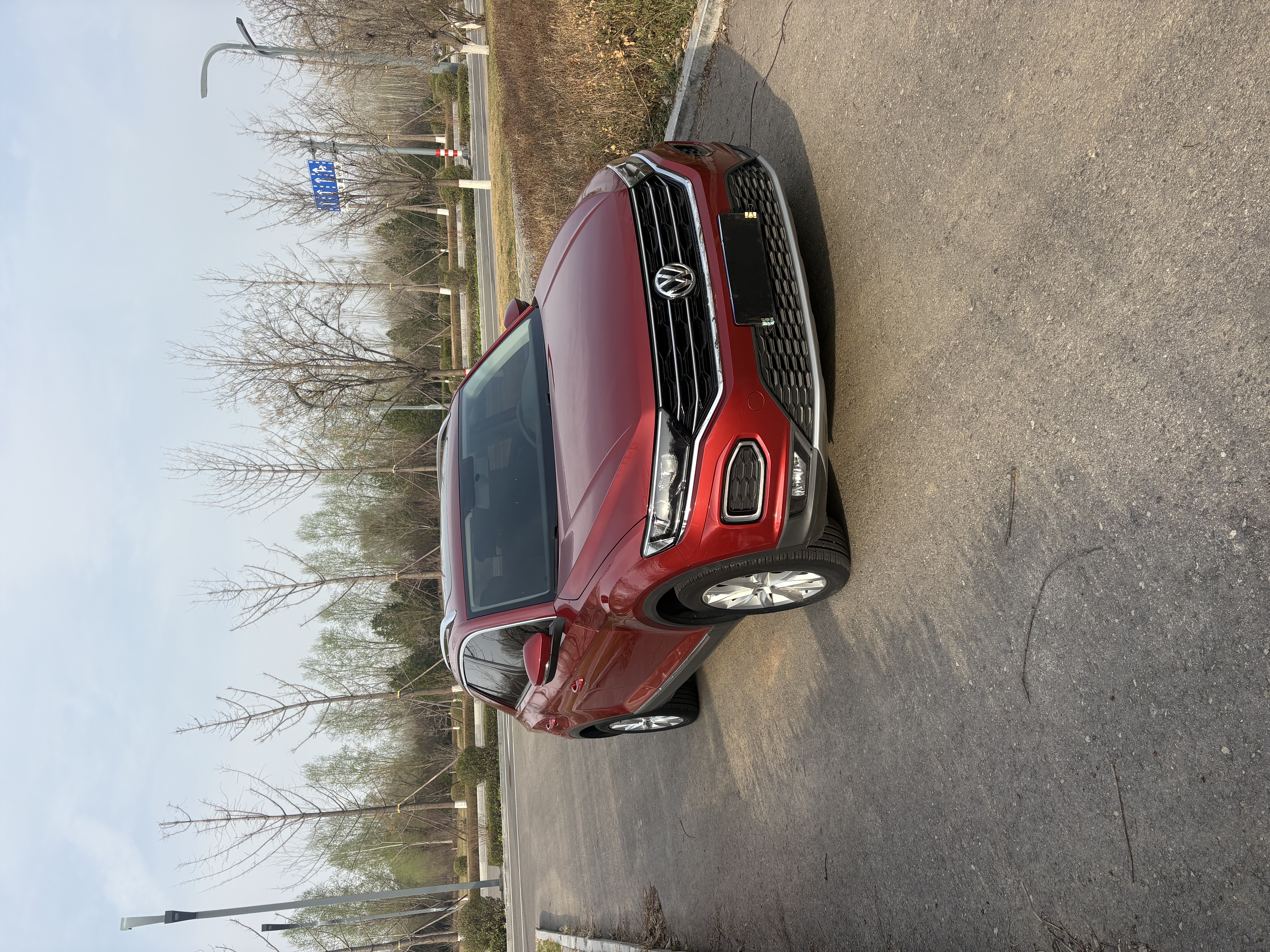 Volkswagen T-Roc 2020 car image #2