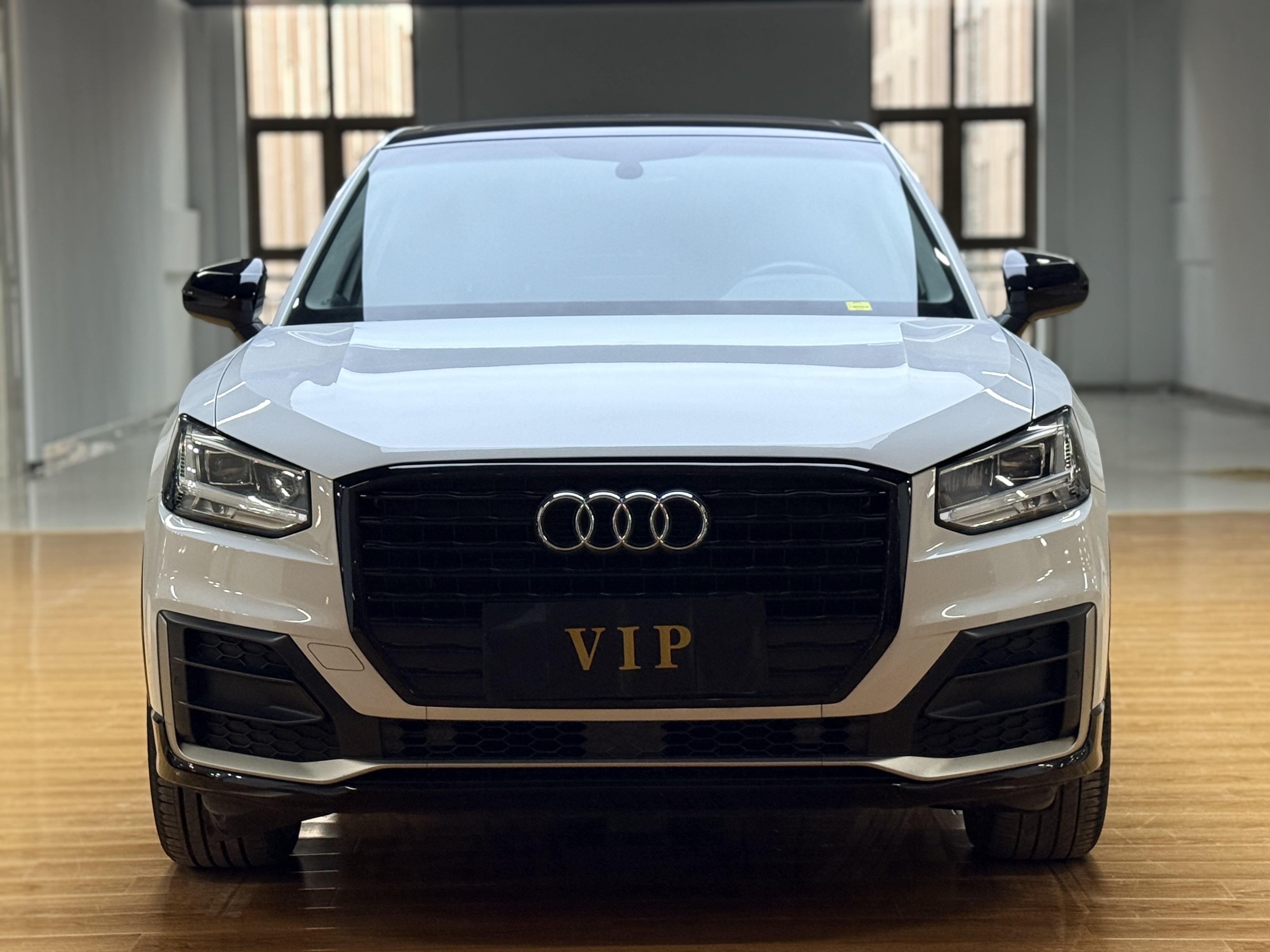 Q2L 2019 car image #2