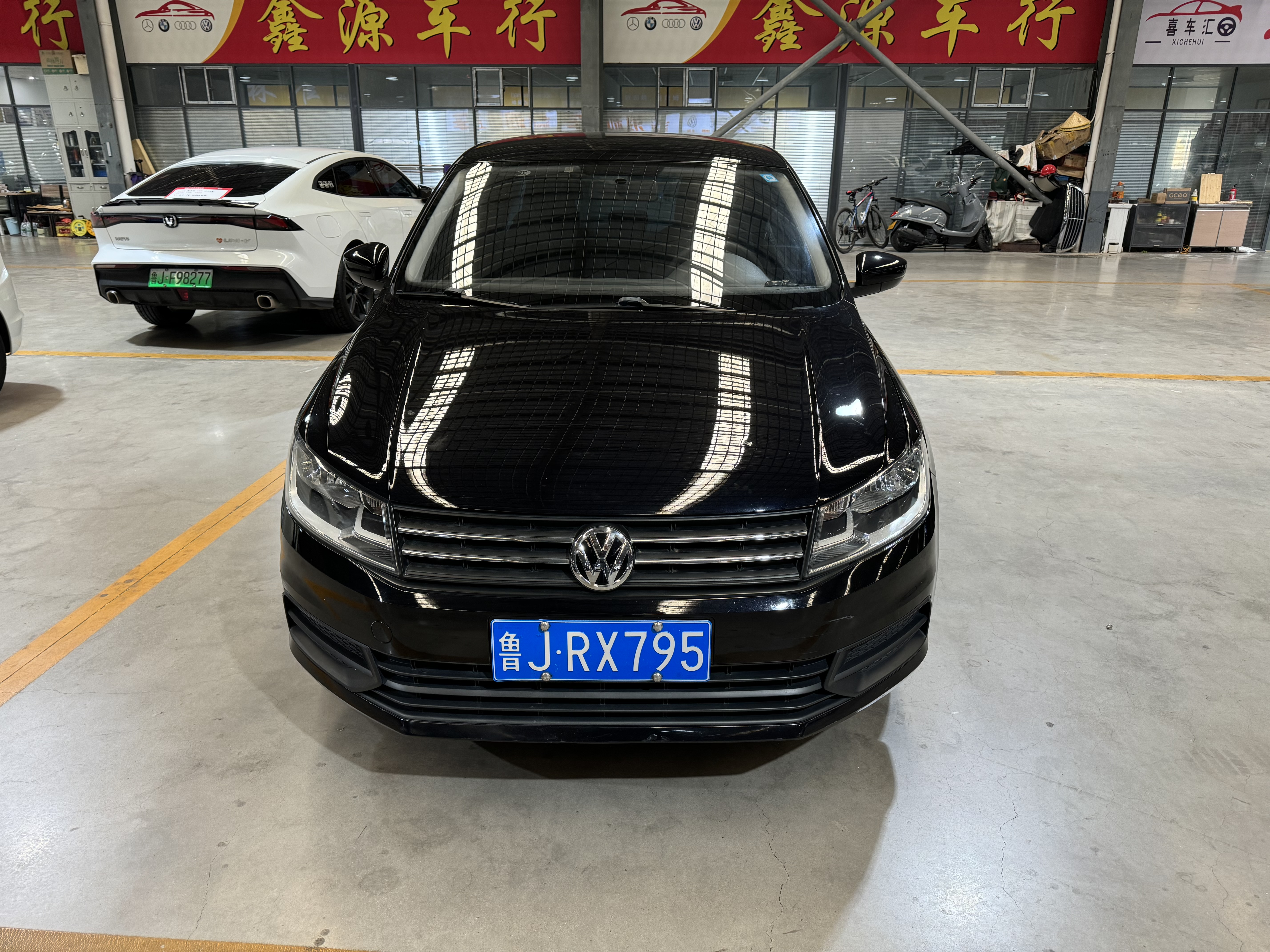 Santana 2019 car image #2