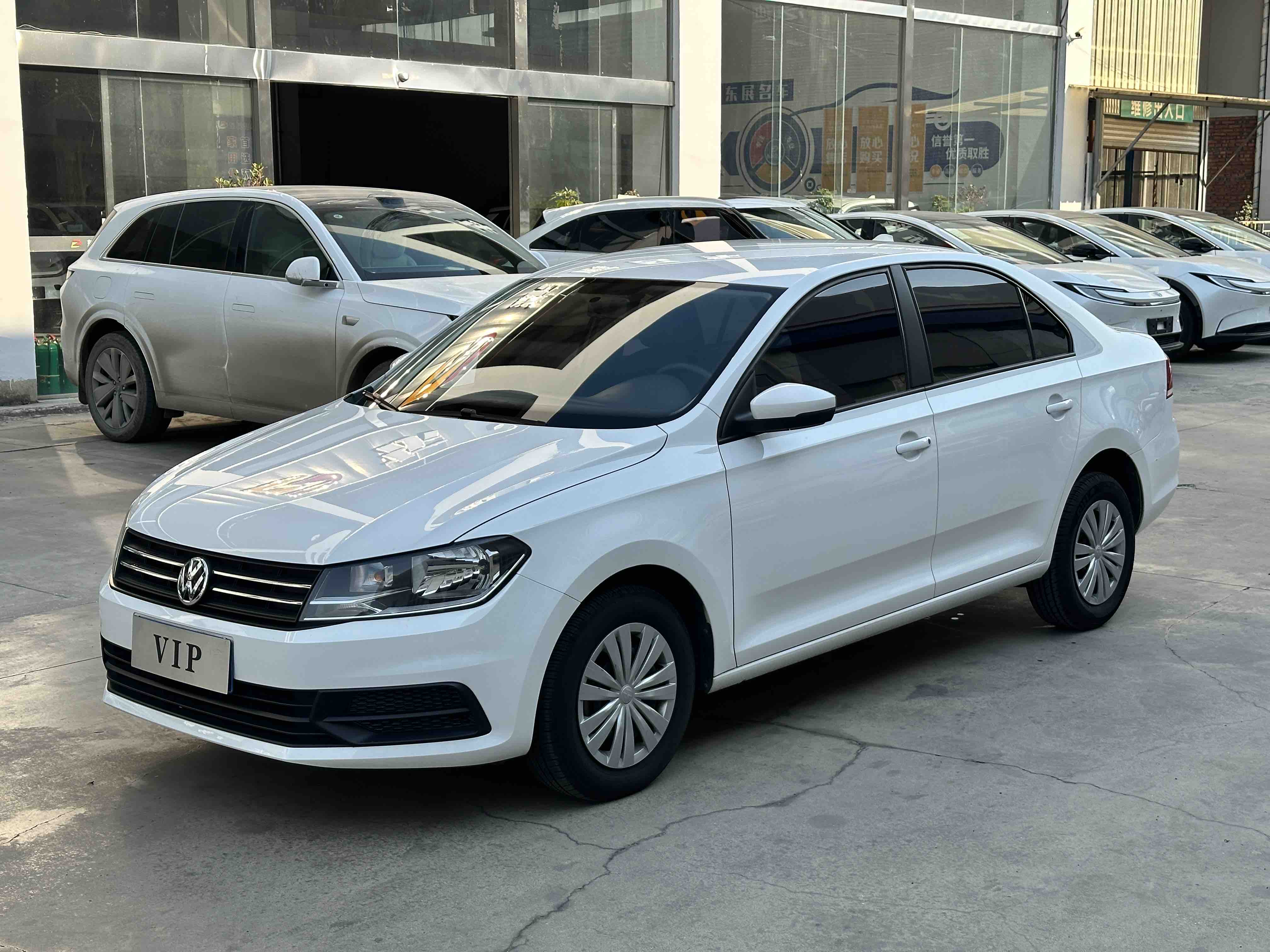 Santana 2020 car image #2