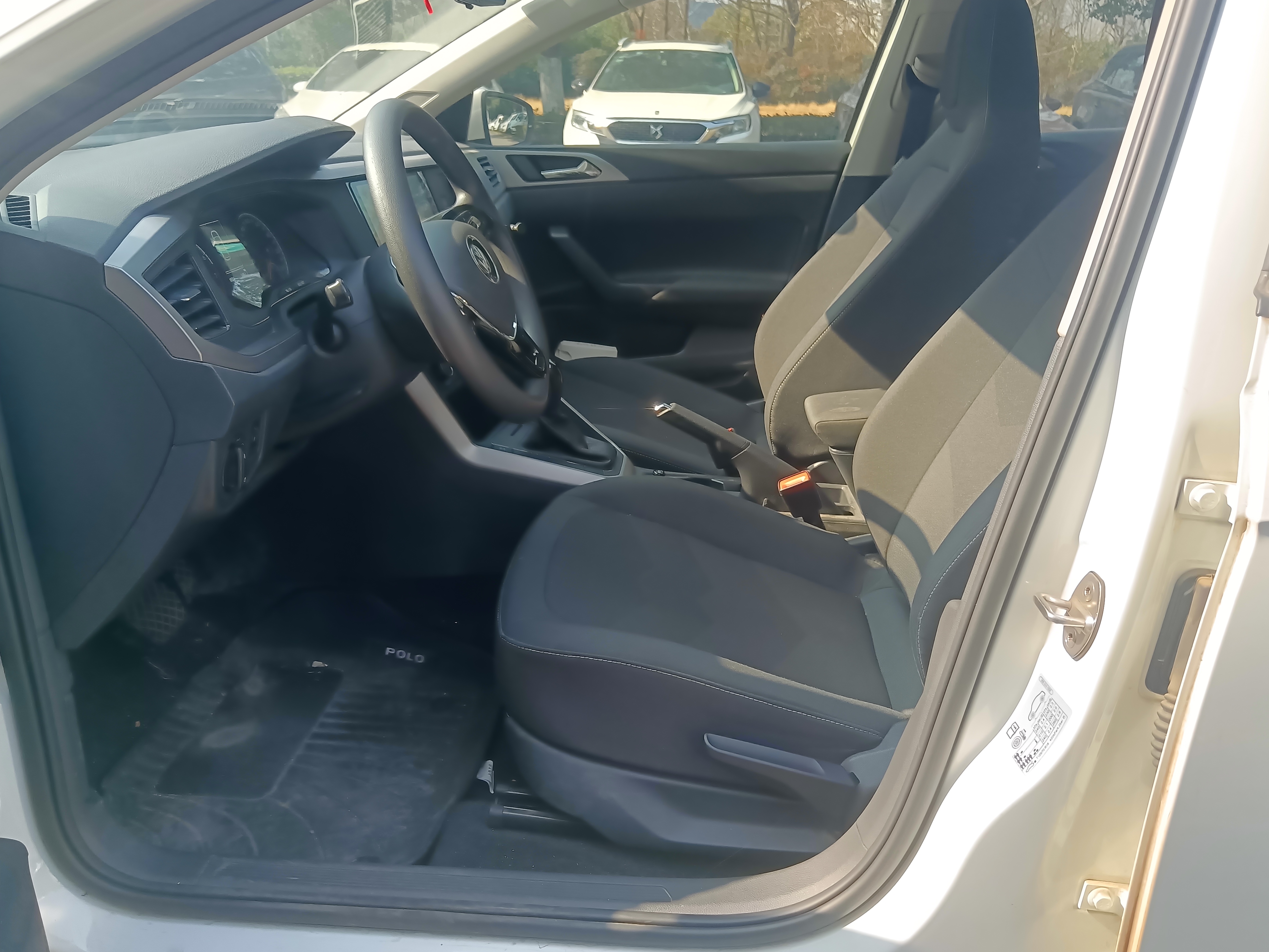 Polo 2020 immagine di auto #2