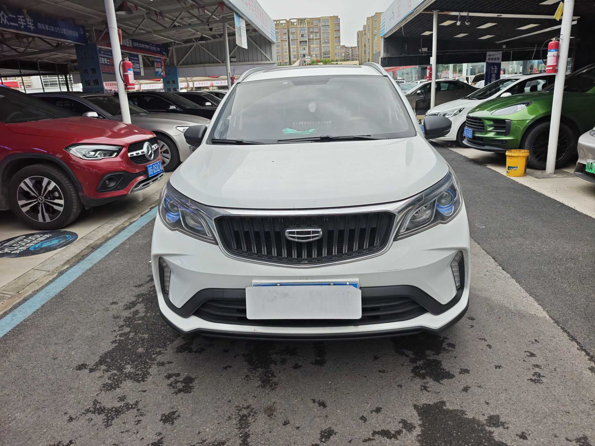 2021 immagine di auto #2