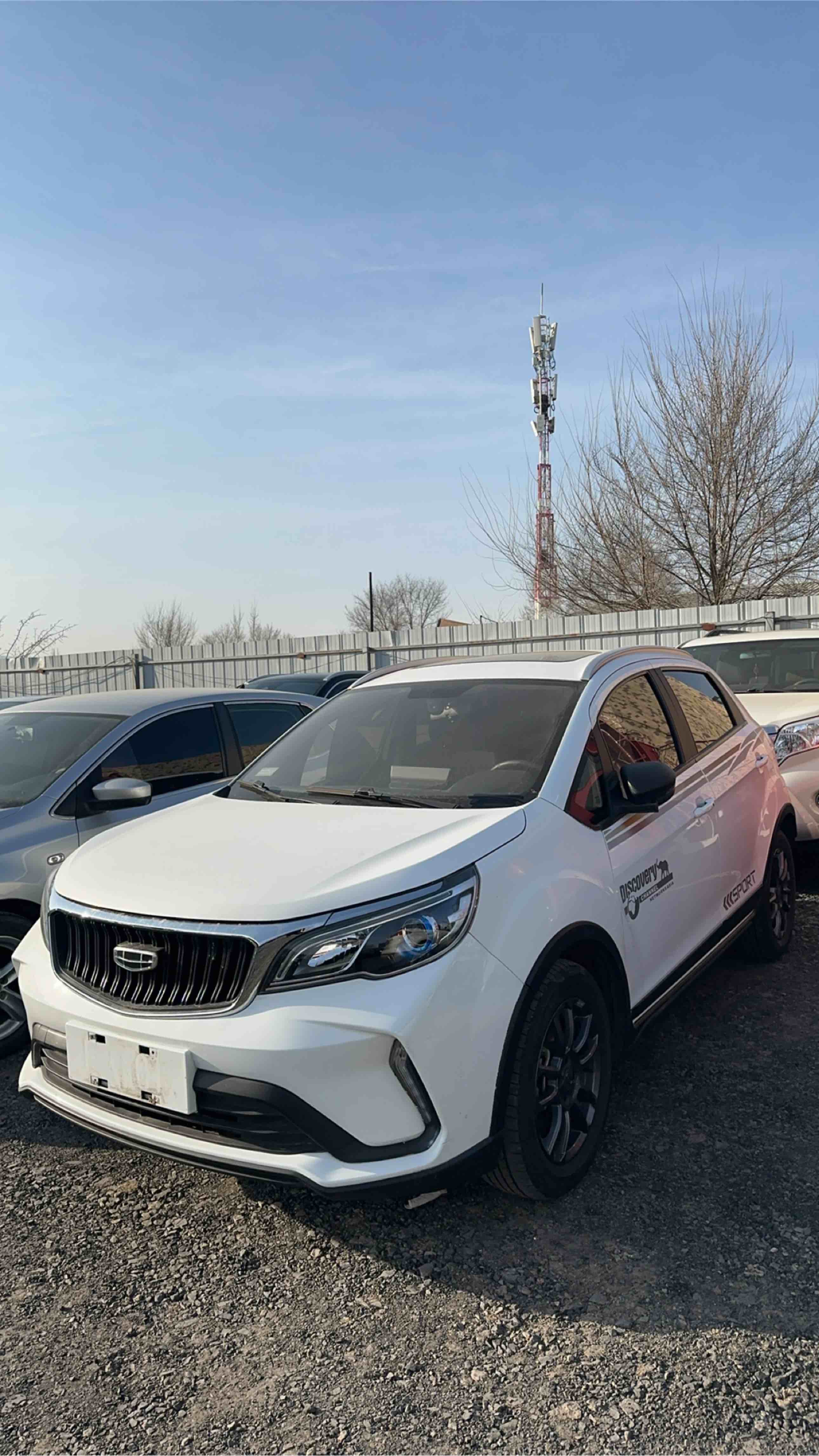 GEELY 2021 car image #2