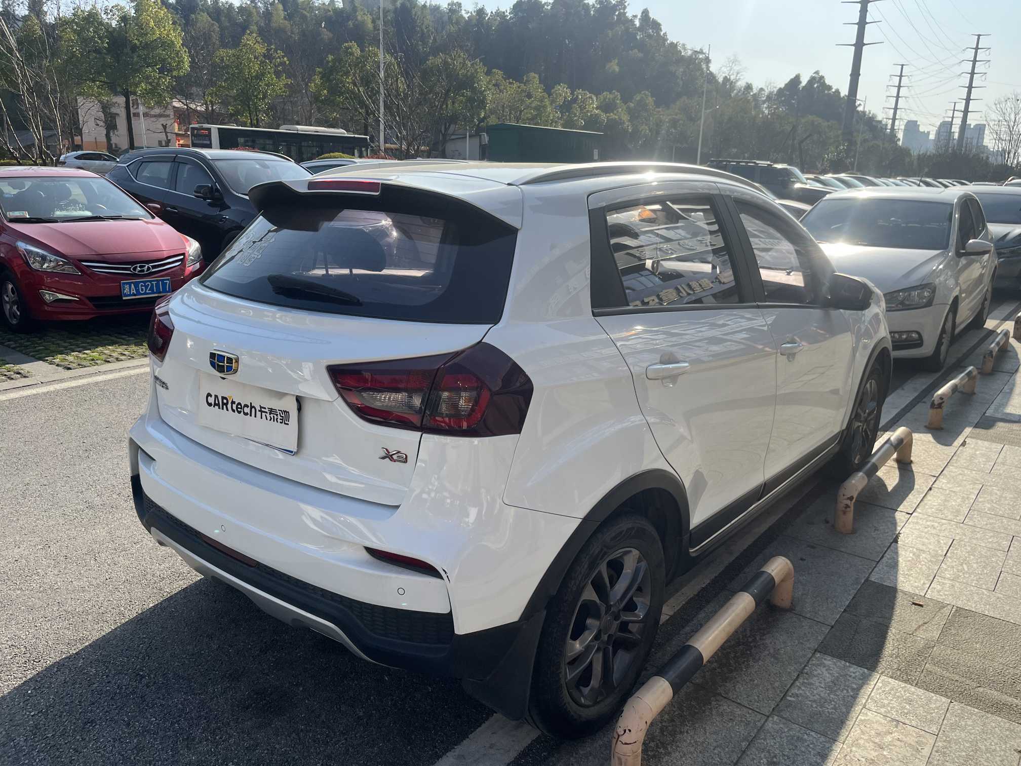 GEELY 2021 immagine di auto #2