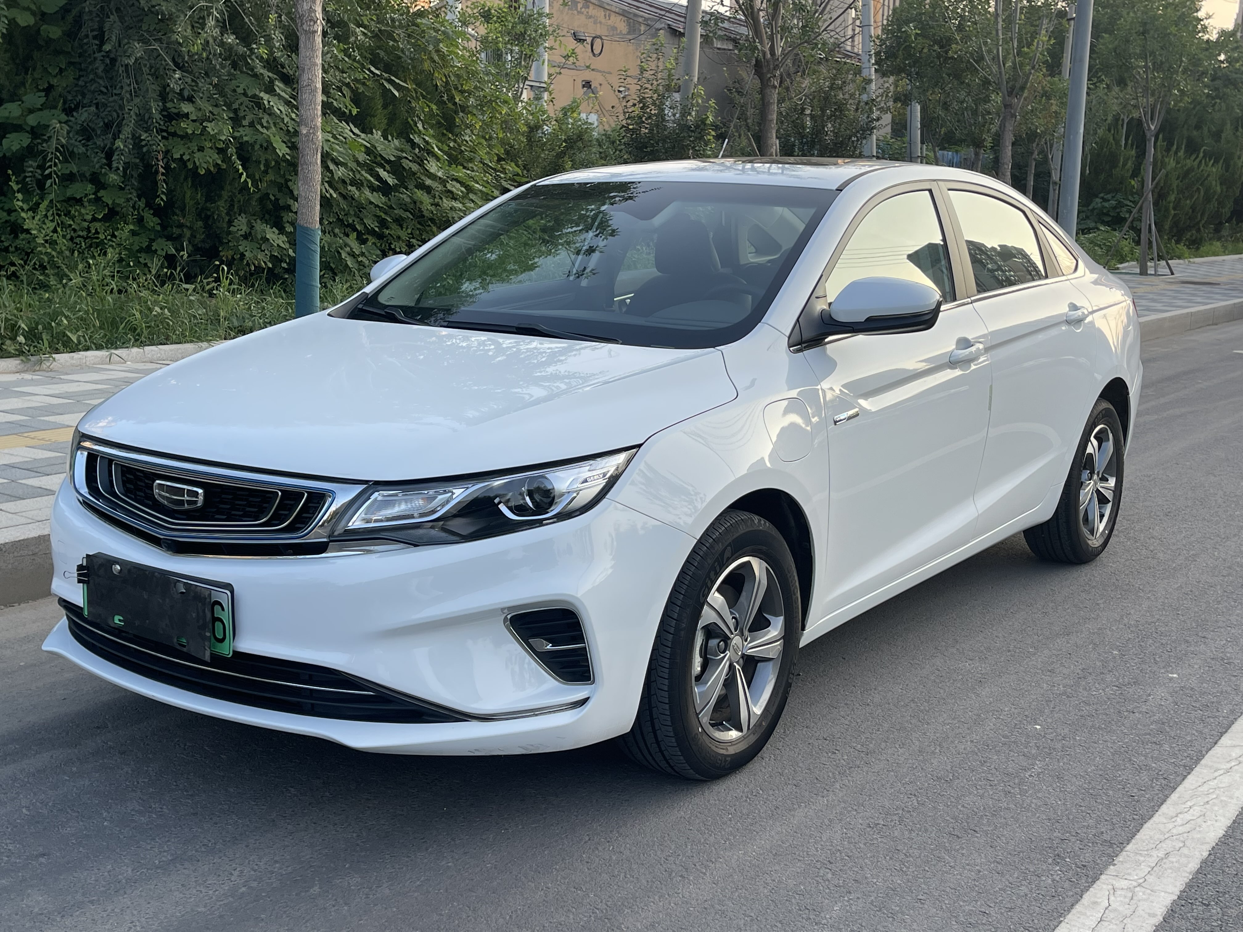GEELY Emgrand GL New Energy 2022 car image #2
