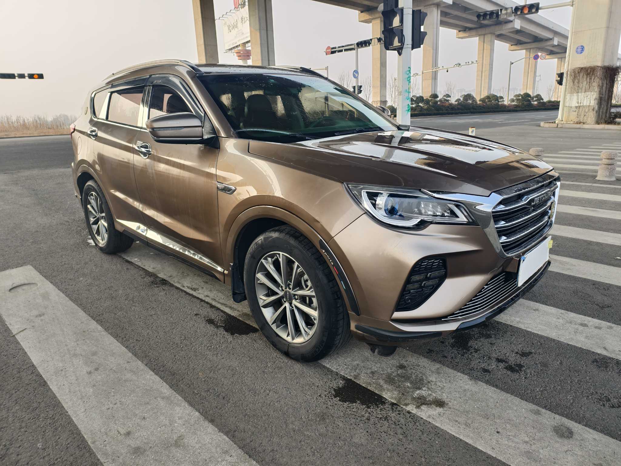 Jetour X70 2019 car image #2