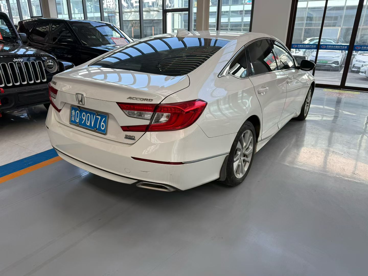 Honda Accord 2020 #2 Honda Accord 2020 car image #2