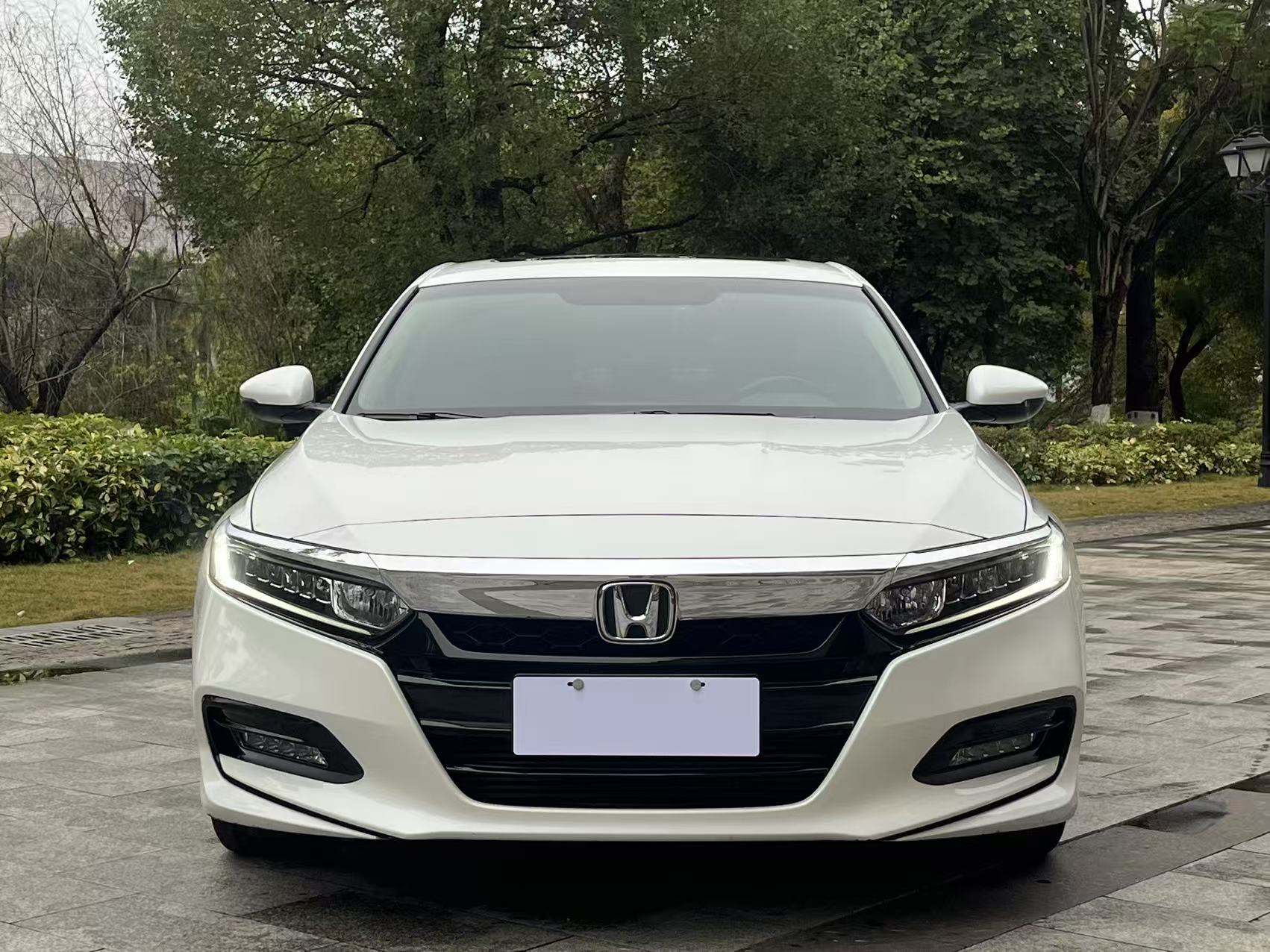 Honda Accord 2019 immagine di auto #2