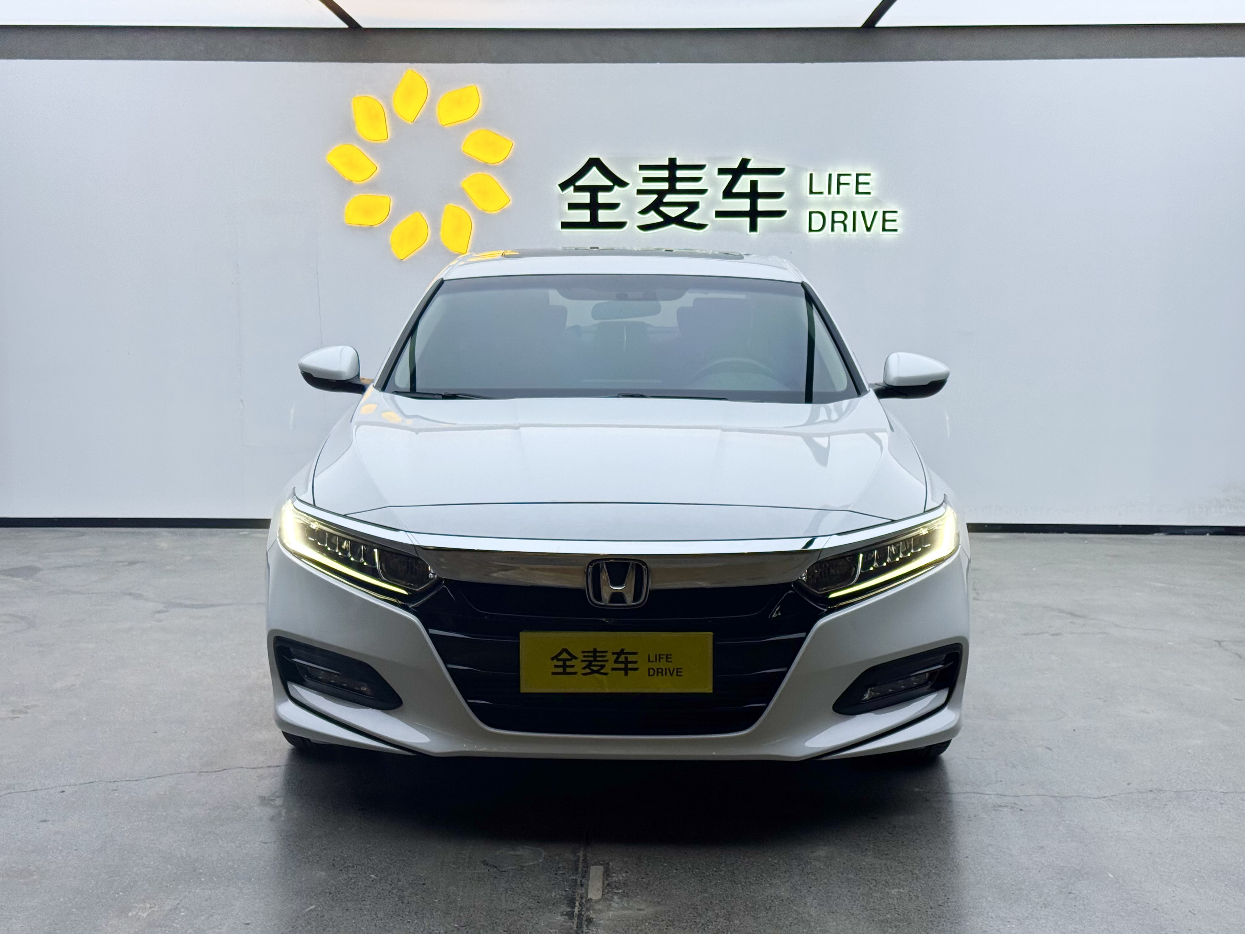Honda Accord 2019 immagine di auto #2
