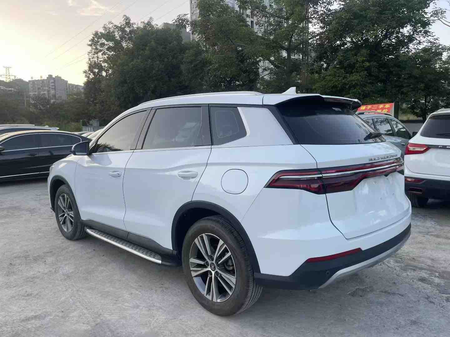 BYD Song Pro 2020 #2 BYD Song Pro 2020 car image #2