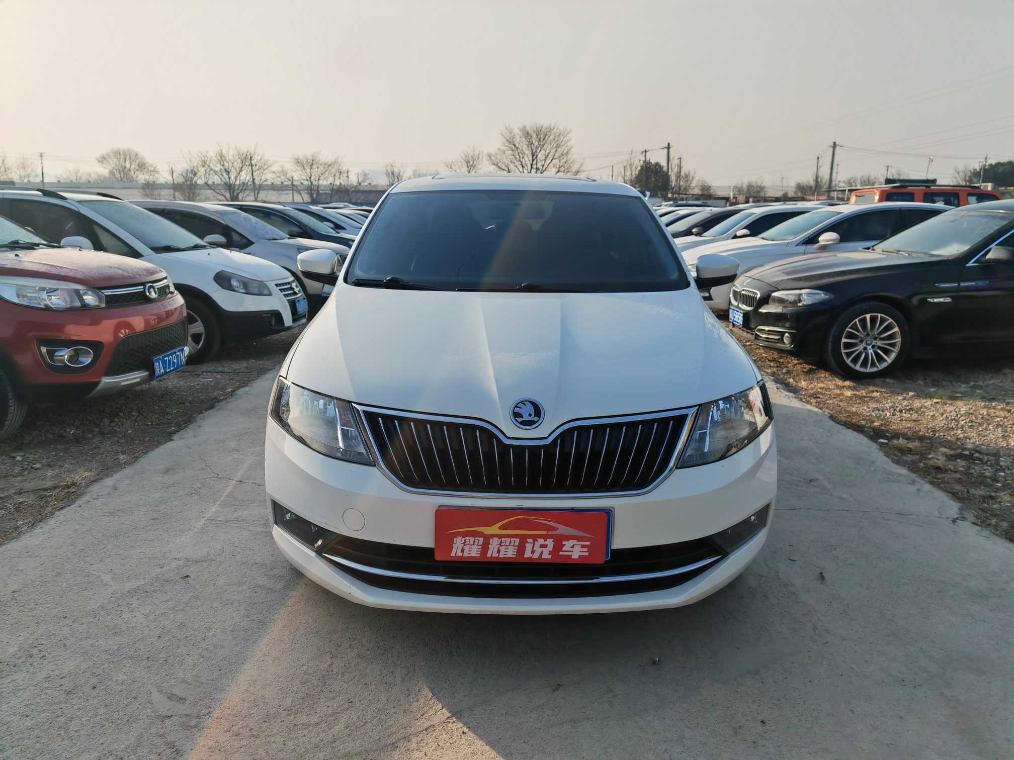 Skoda Rapid 2020 car image #2