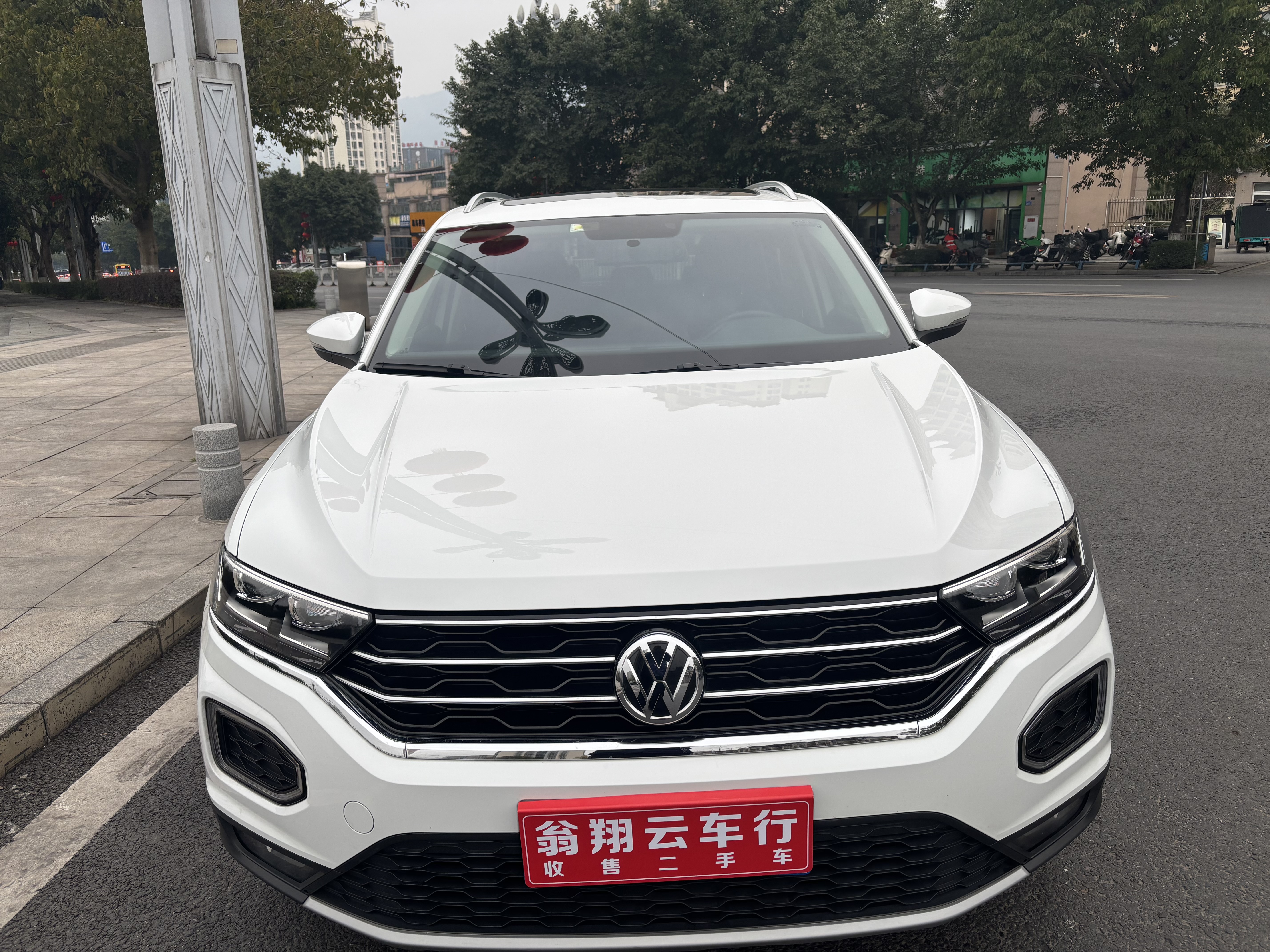 T-Roc 2019 #2 T-Roc 2019 car image #2