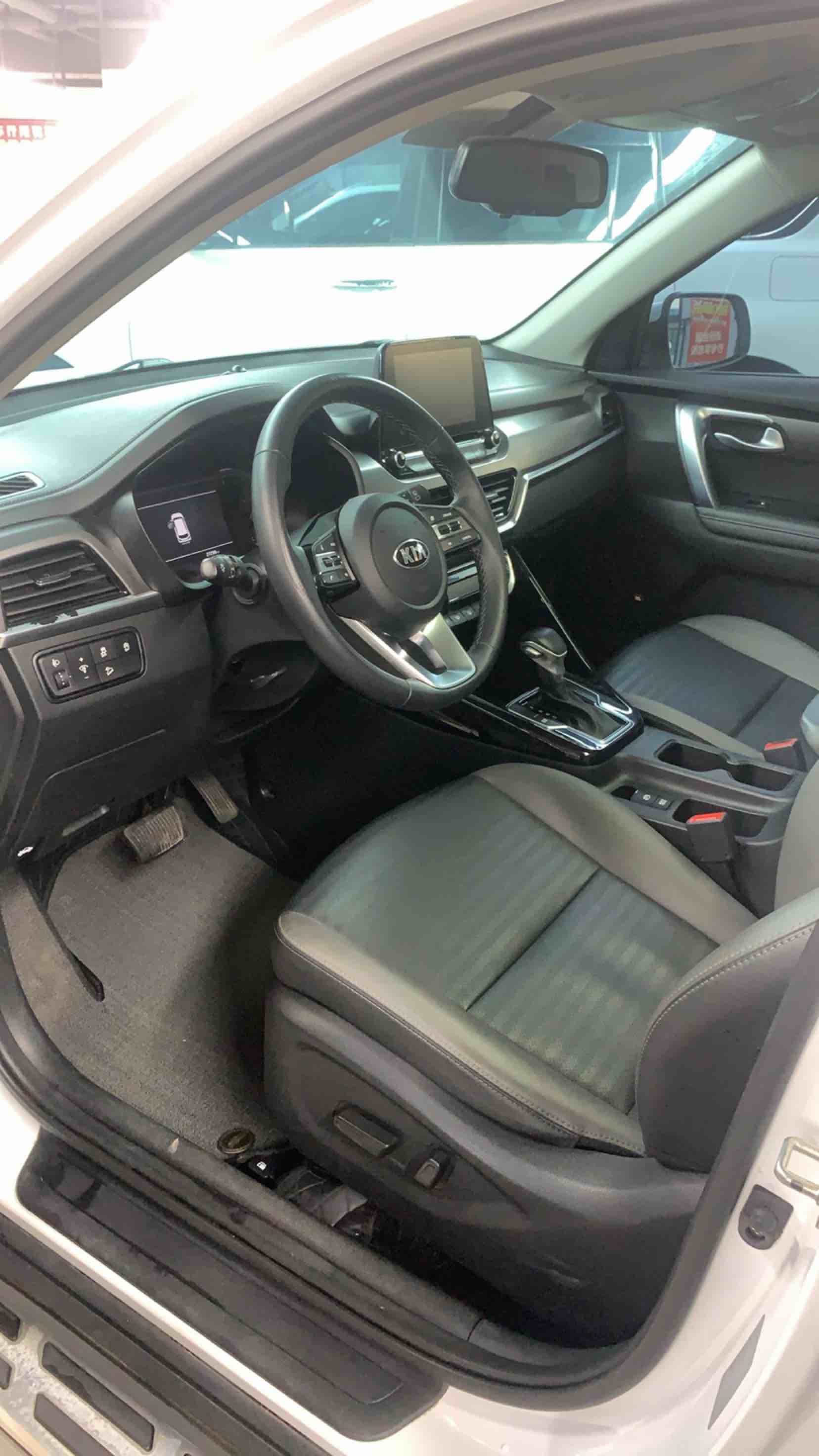 起亚 智跑 2021 汽车图片 #2