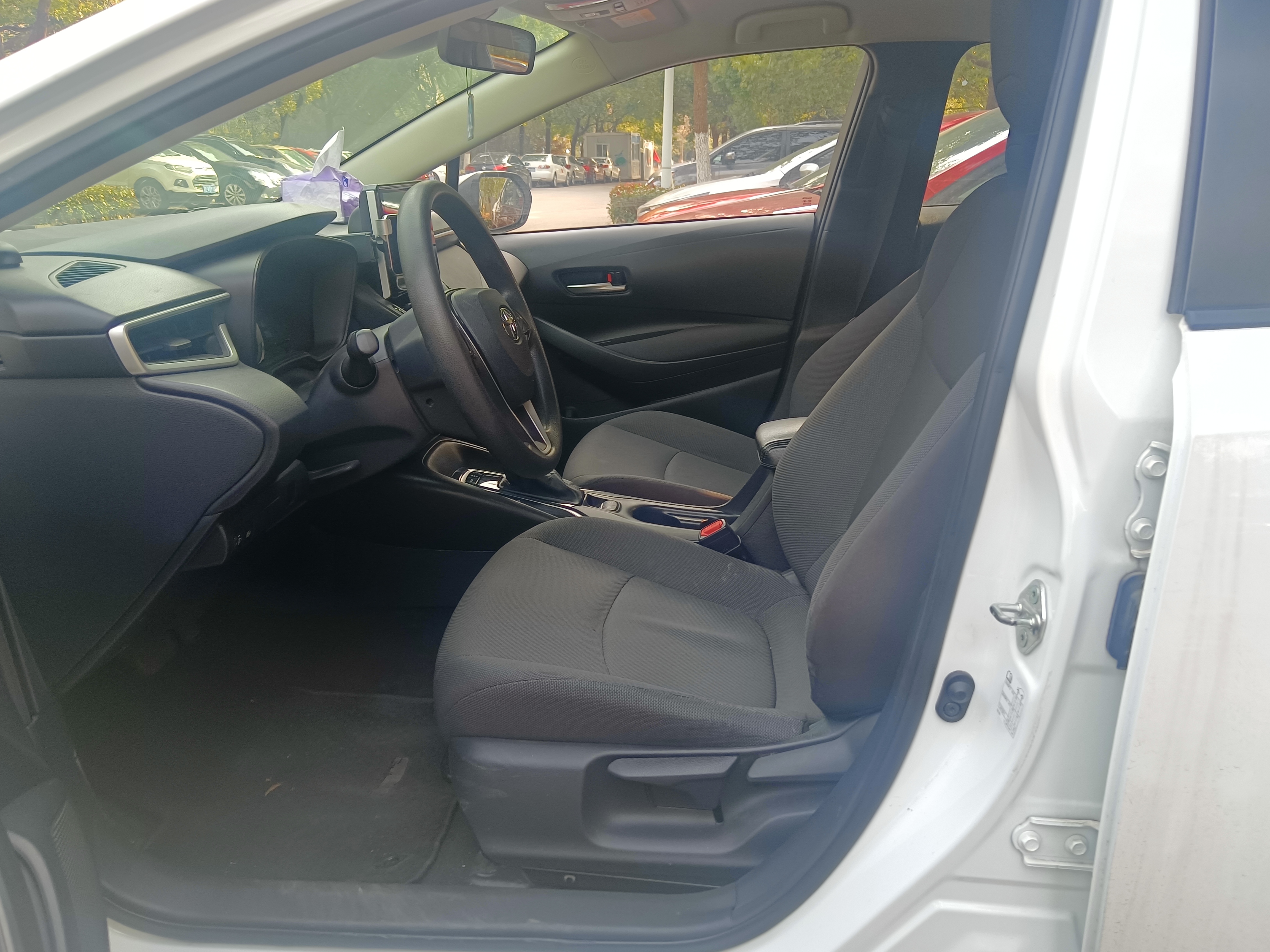 Toyota Corolla 2020 car image #2