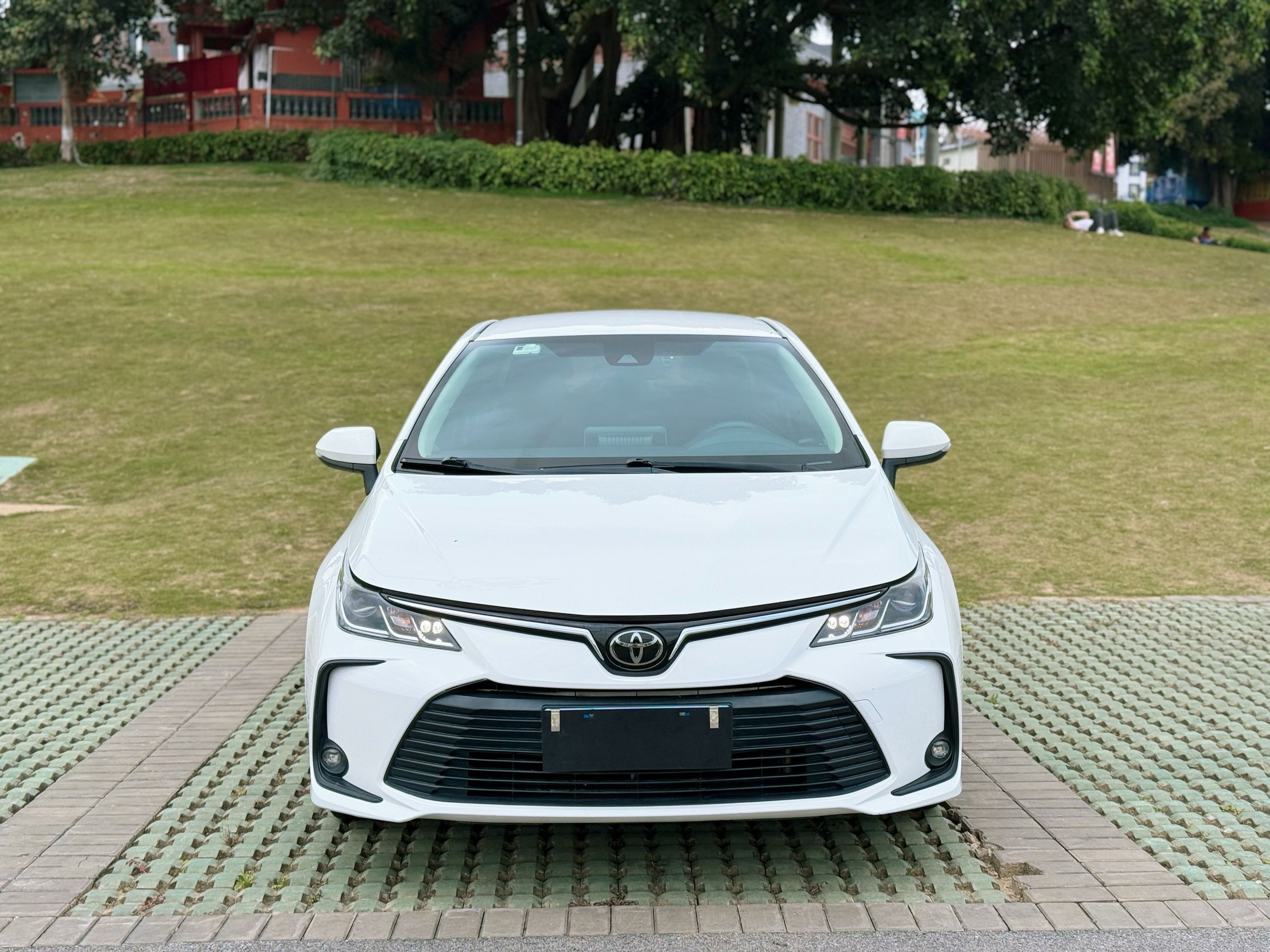Toyota Corolla 2019 #2 Toyota Corolla 2019 car image #2