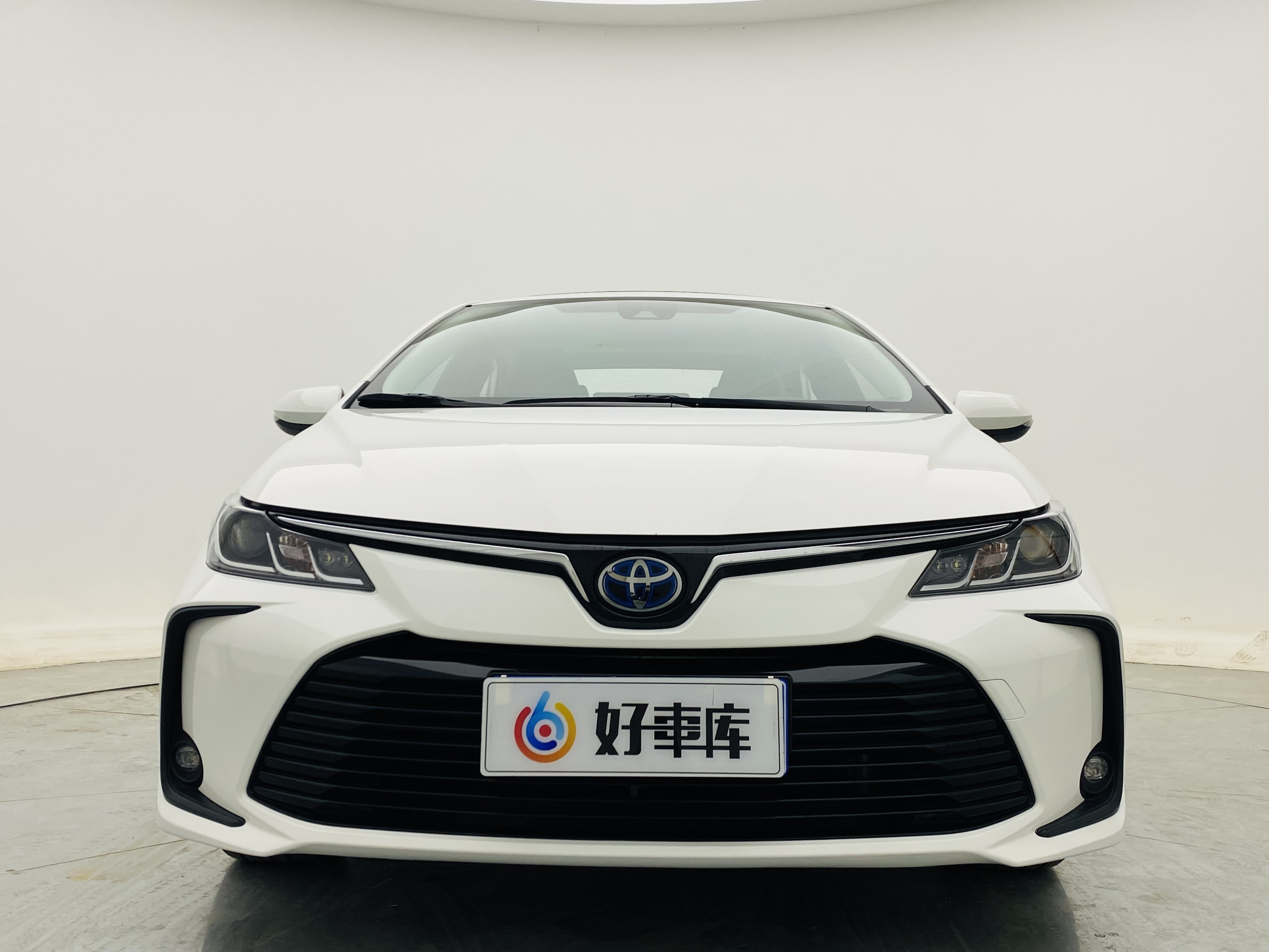 Toyota Corolla 2019 #2 Toyota Corolla 2019 car image #2