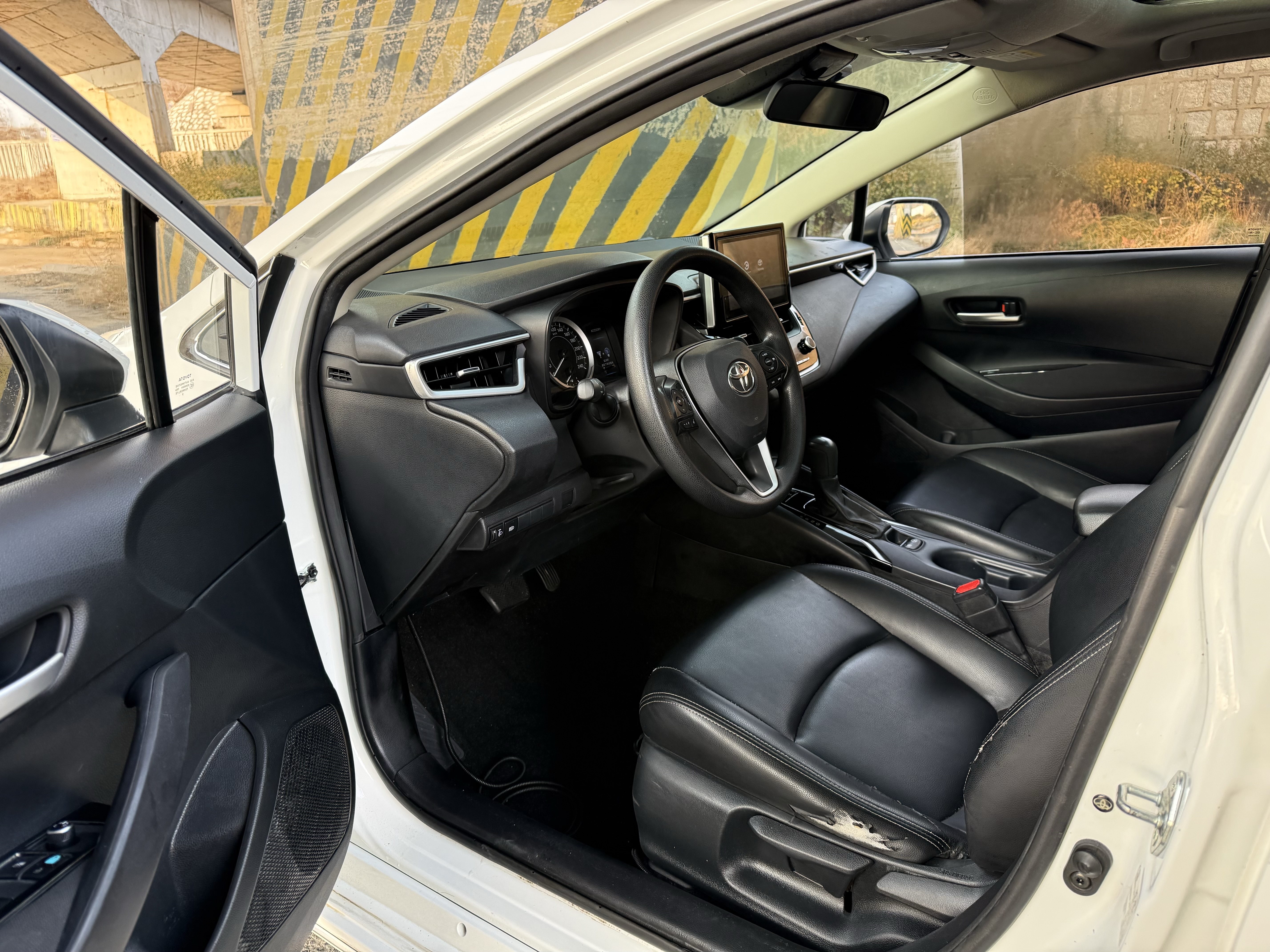 Corolla 2020 car image #2