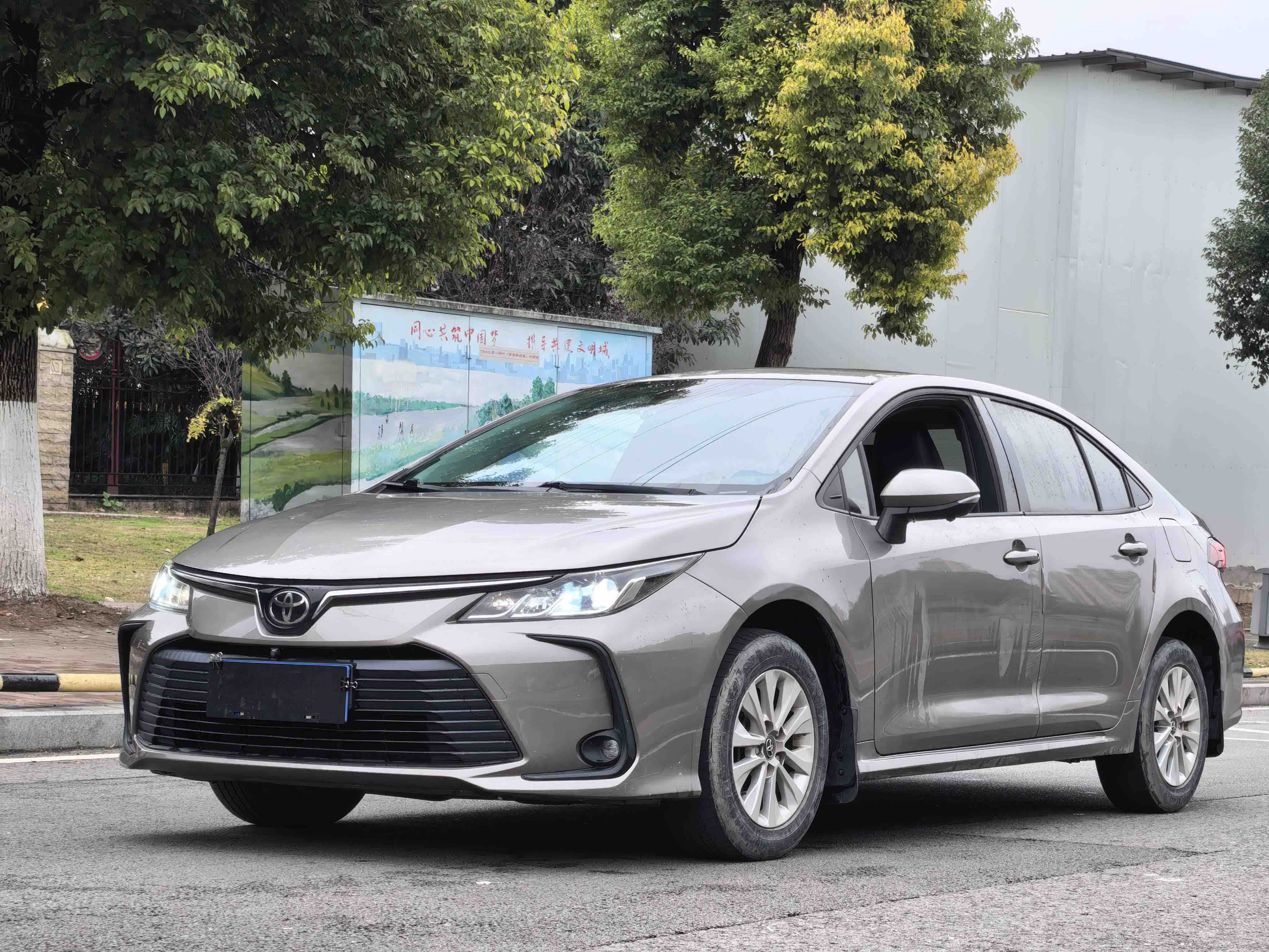 Toyota Corolla 2019 #2 Toyota Corolla 2019 car image #2