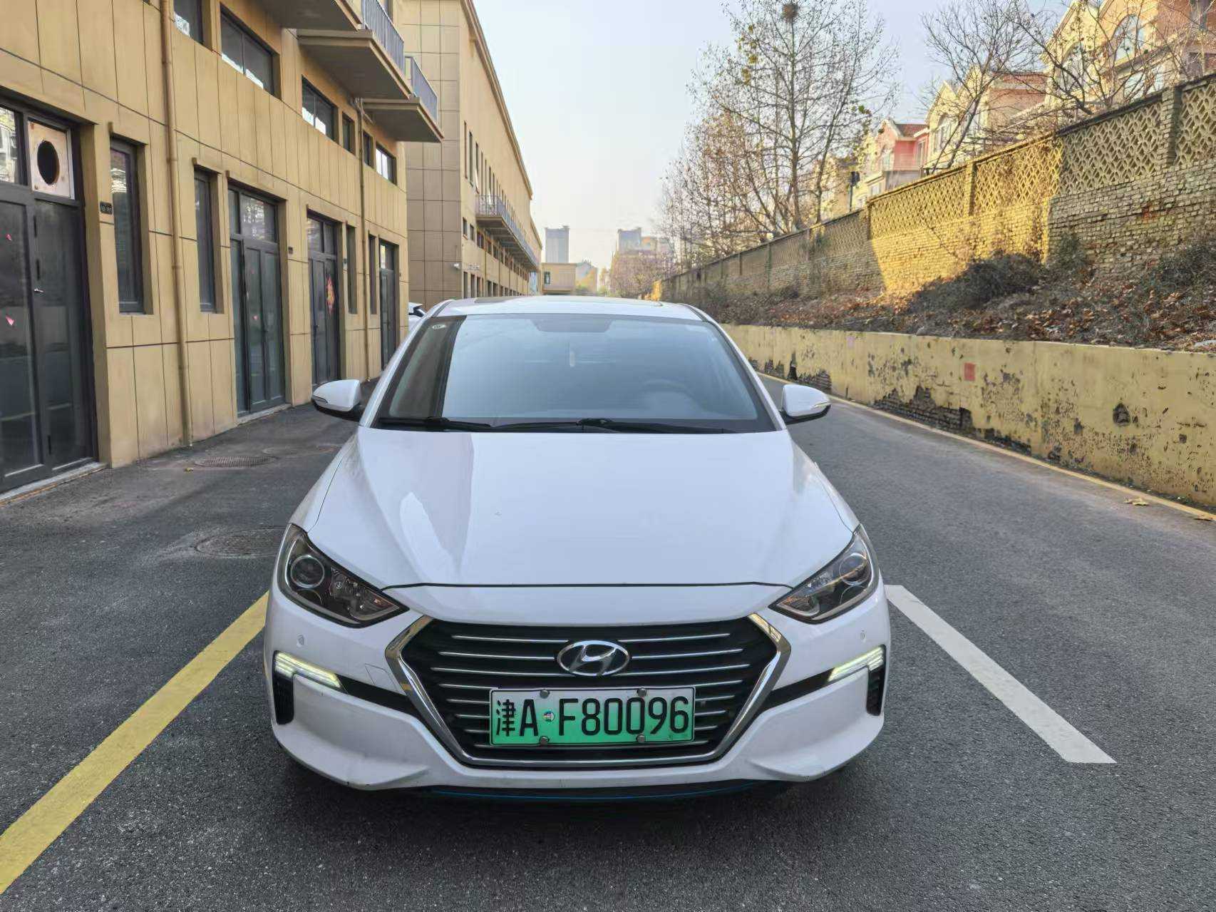 Hyundai Elantra AD PHEV 2021 #2 Hyundai Elantra AD PHEV 2021 immagine di auto #2