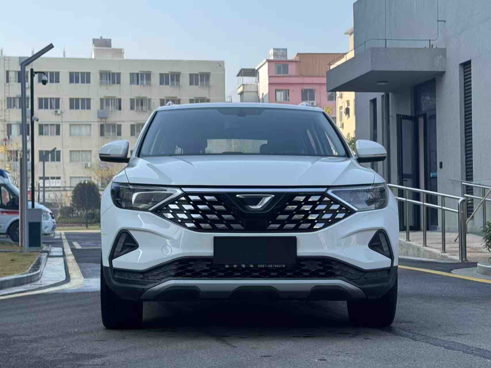 VS5 2020 car image #2
