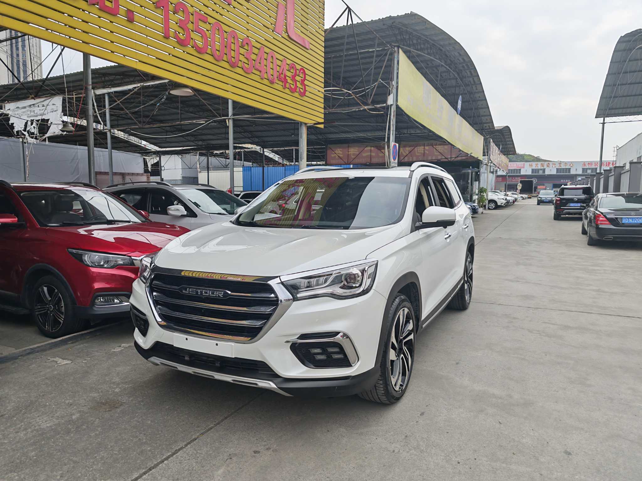 X70 2019 #2 X70 2019 car image #2
