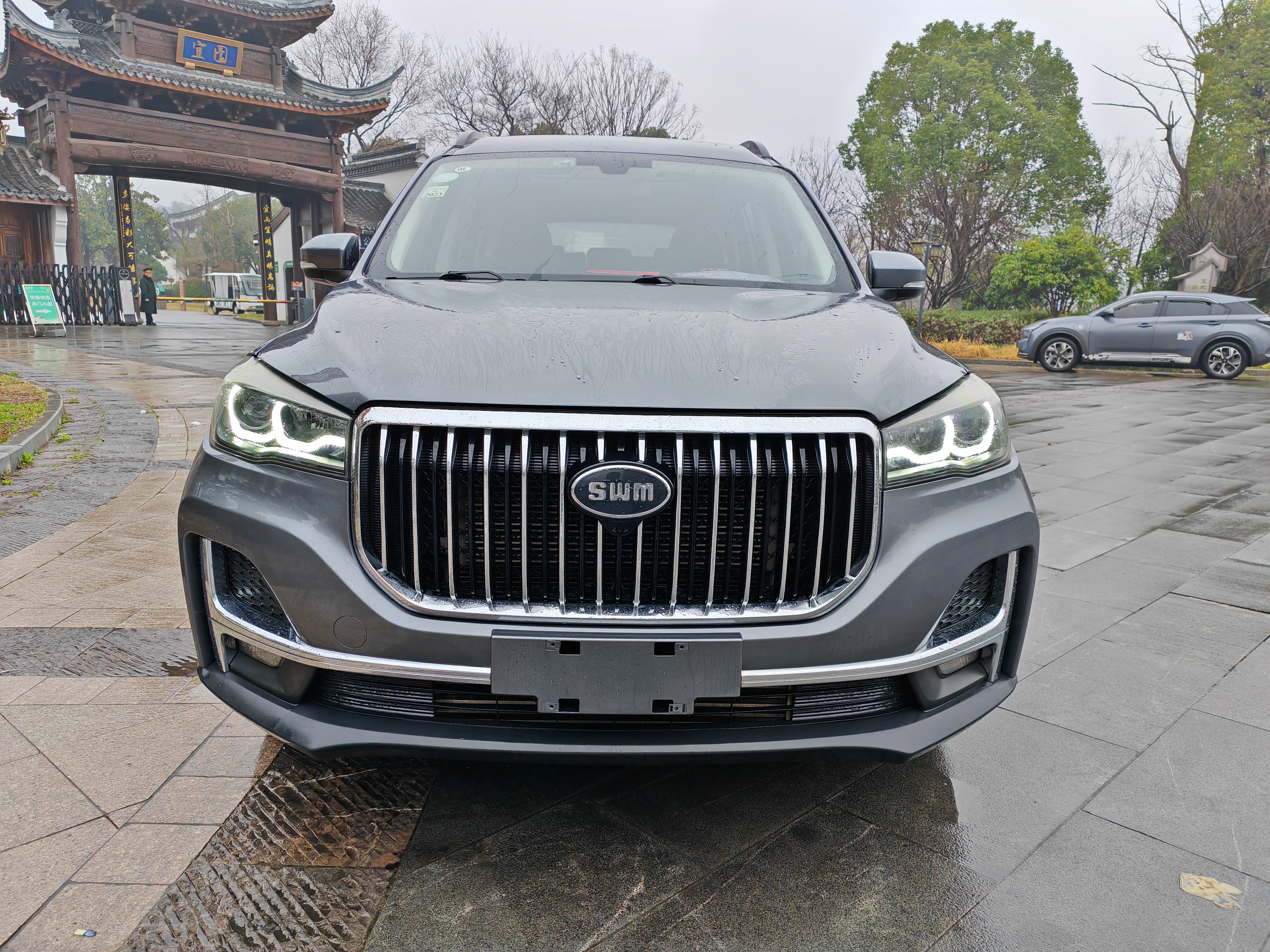 SWM G05 2021 car image #2