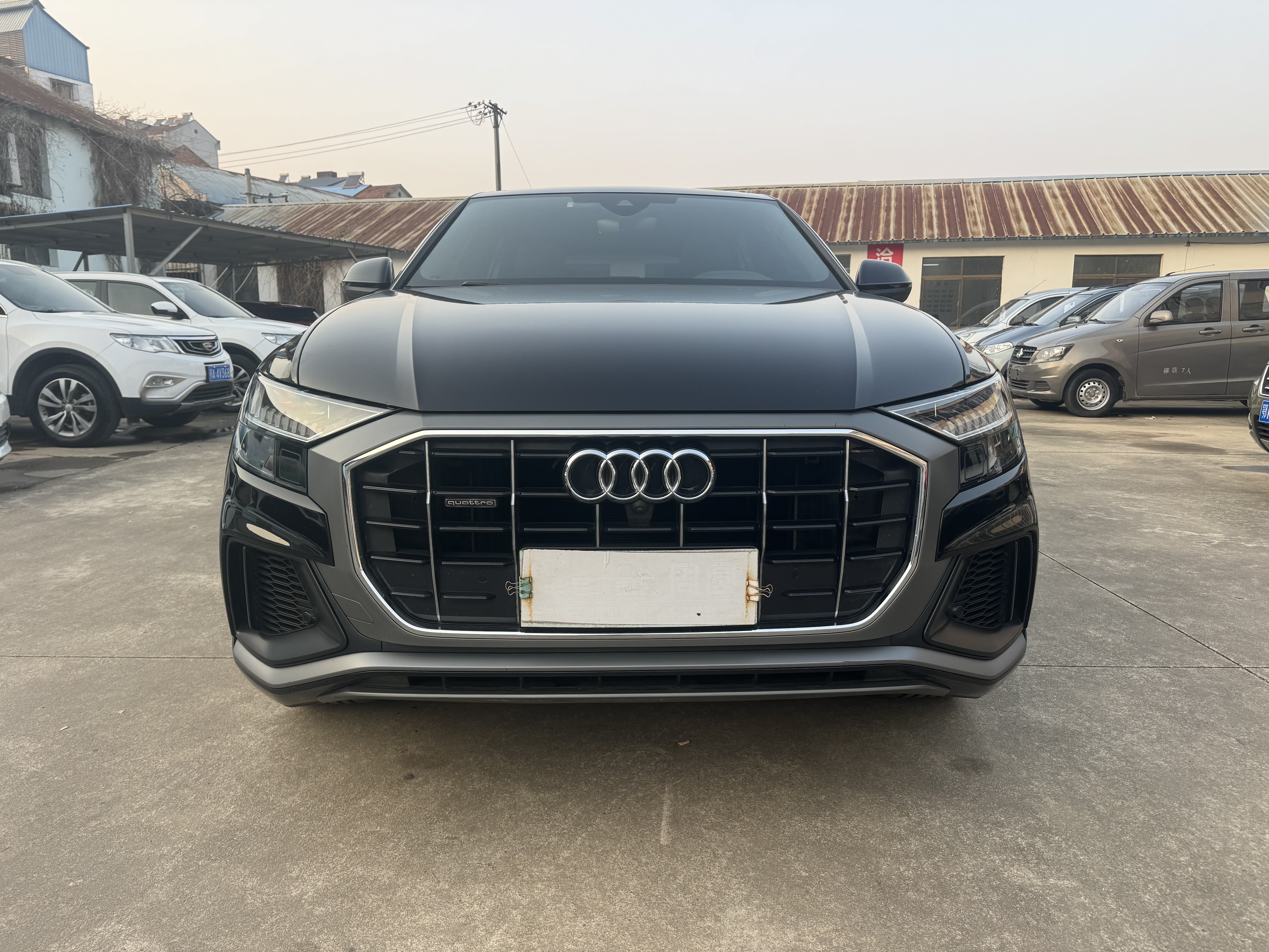 Audi Q8 2020 car image #2