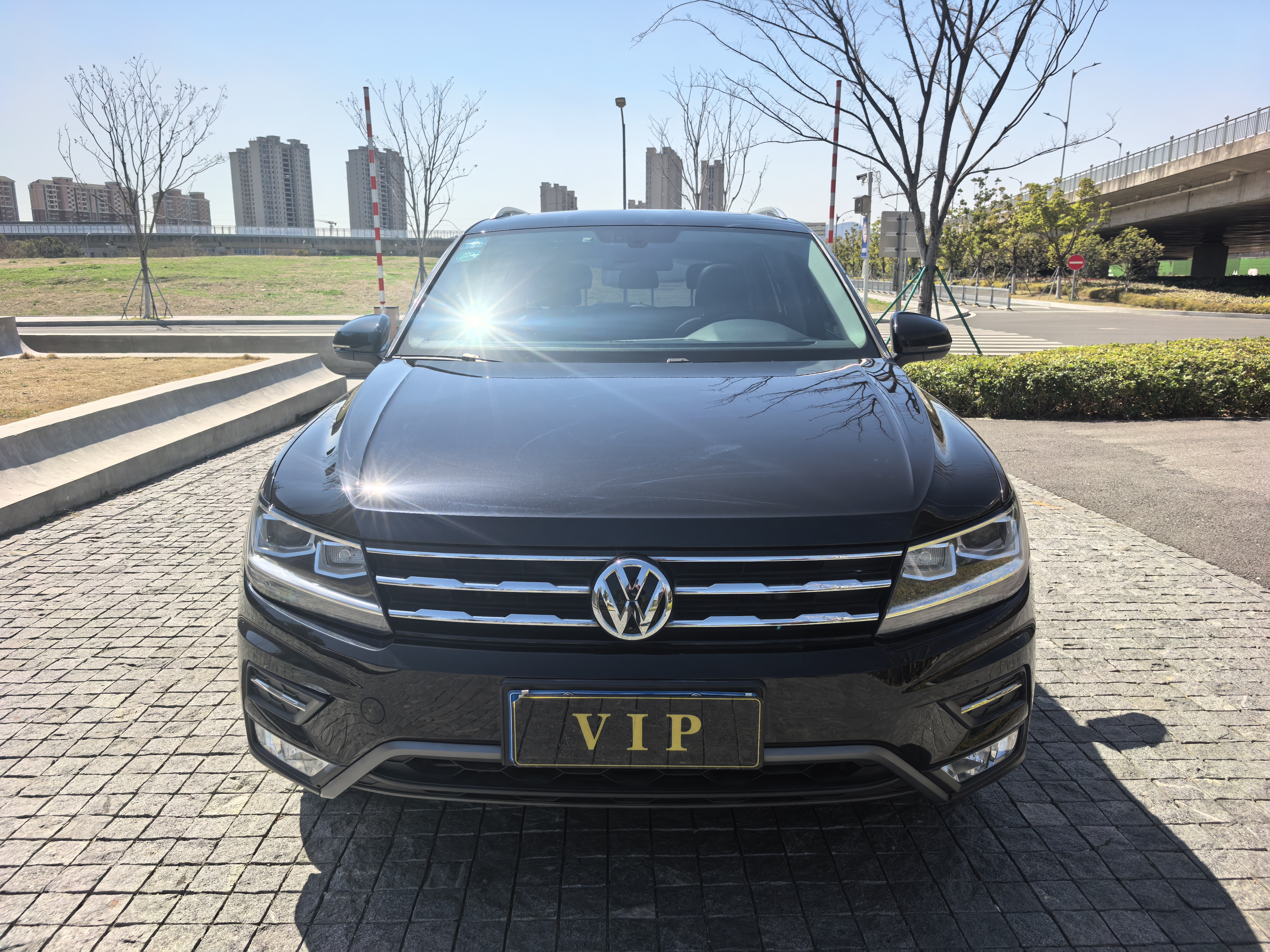 Volkswagen Tiguan L 2020 #2 Volkswagen Tiguan L 2020 car image #2