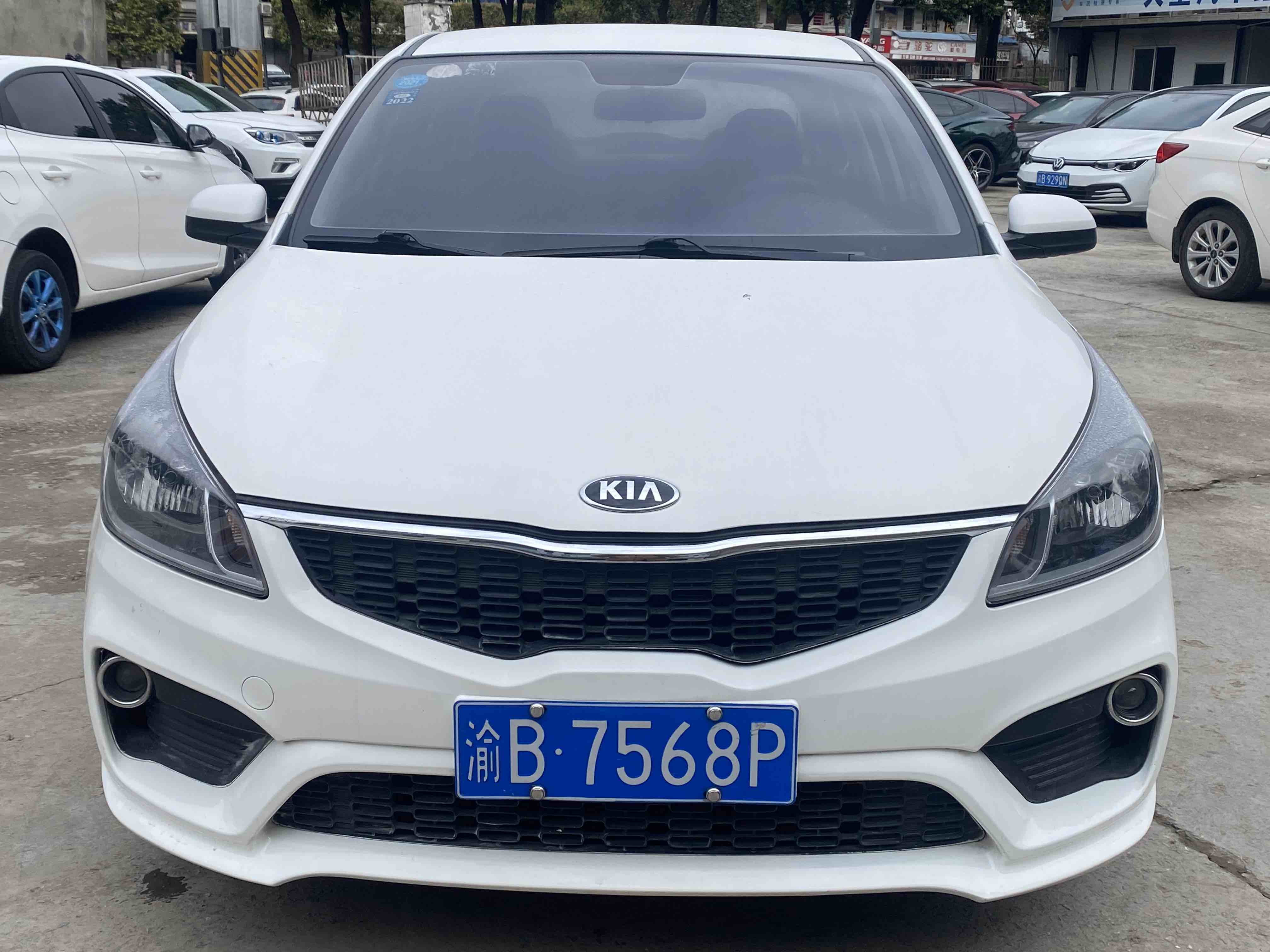 起亚 起亚K2 2018 汽车图片 #2