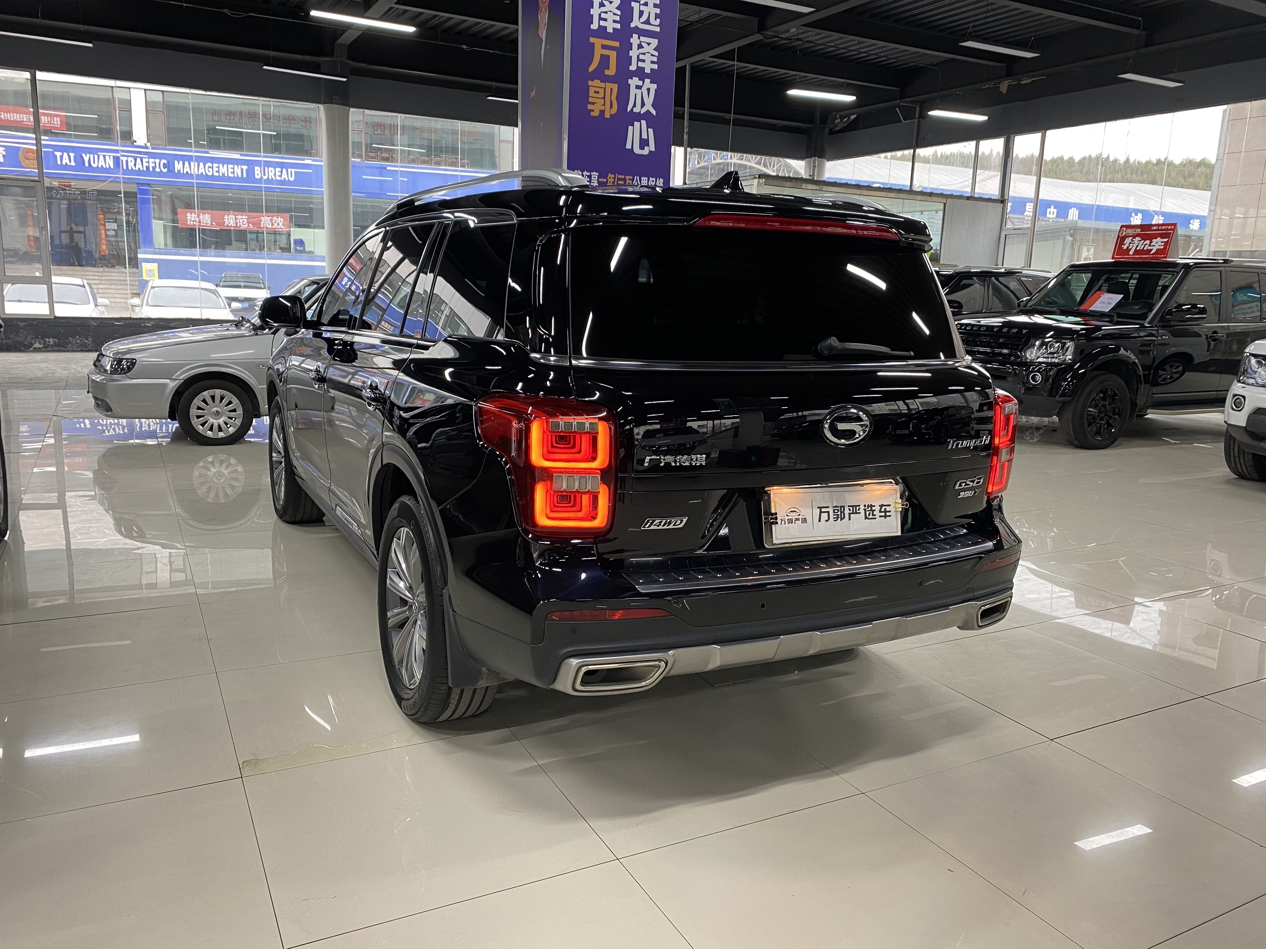 GAC Trumpchi GS8 2019 immagine di auto #2