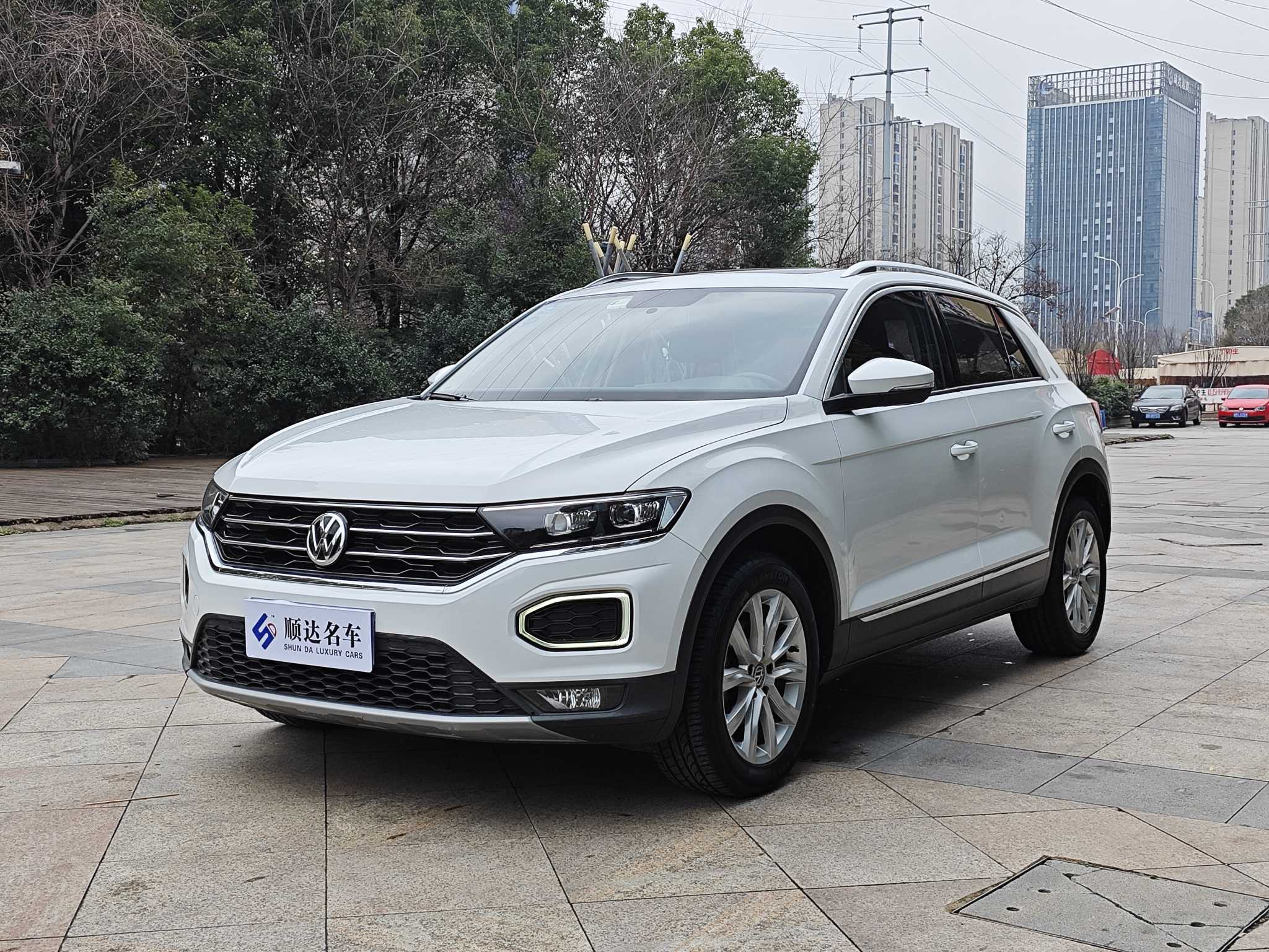 Volkswagen T-Roc 2020 #2 Volkswagen T-Roc 2020 car image #2
