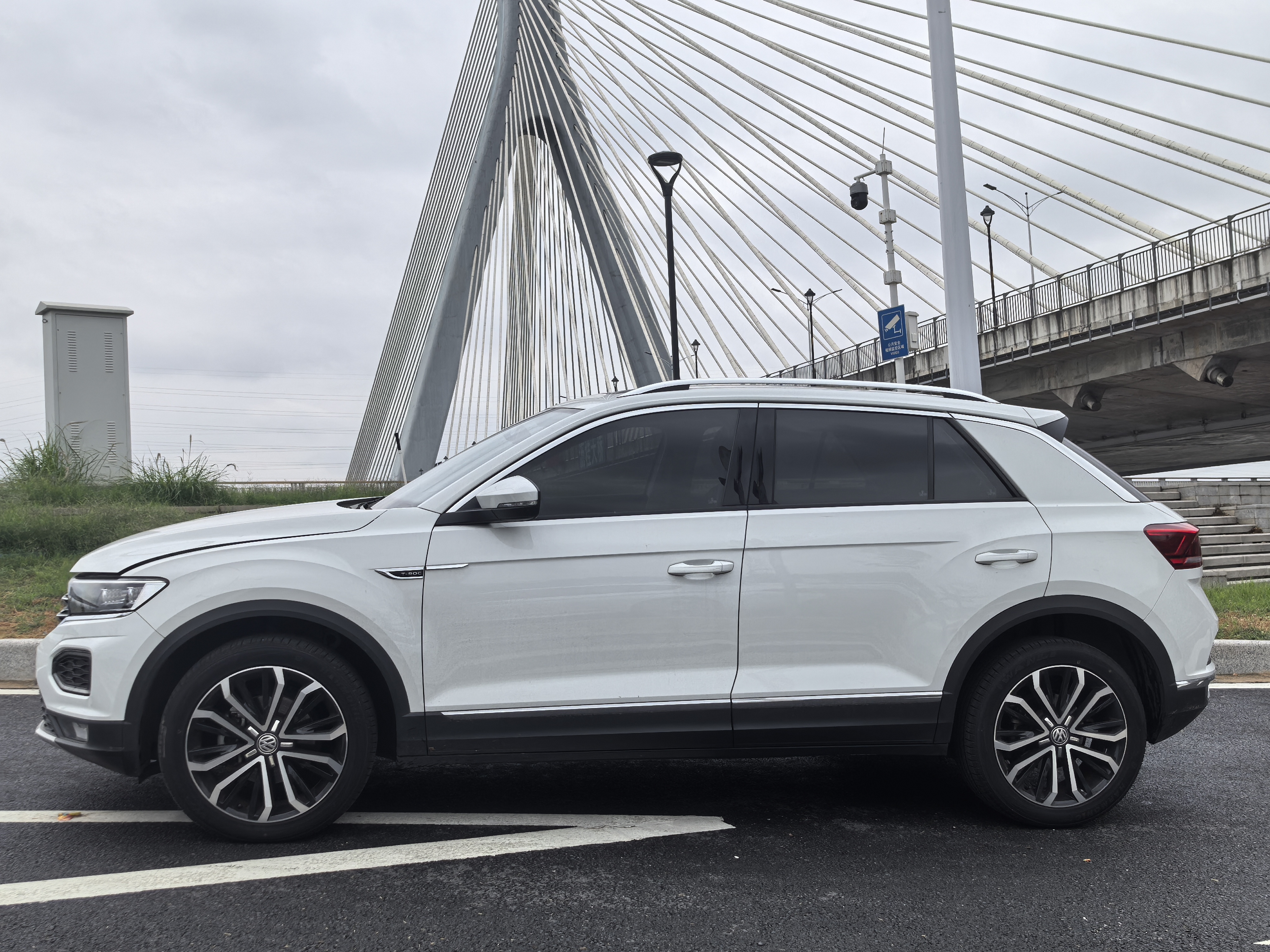 Volkswagen T-Roc 2020 #2 Volkswagen T-Roc 2020 immagine di auto #2