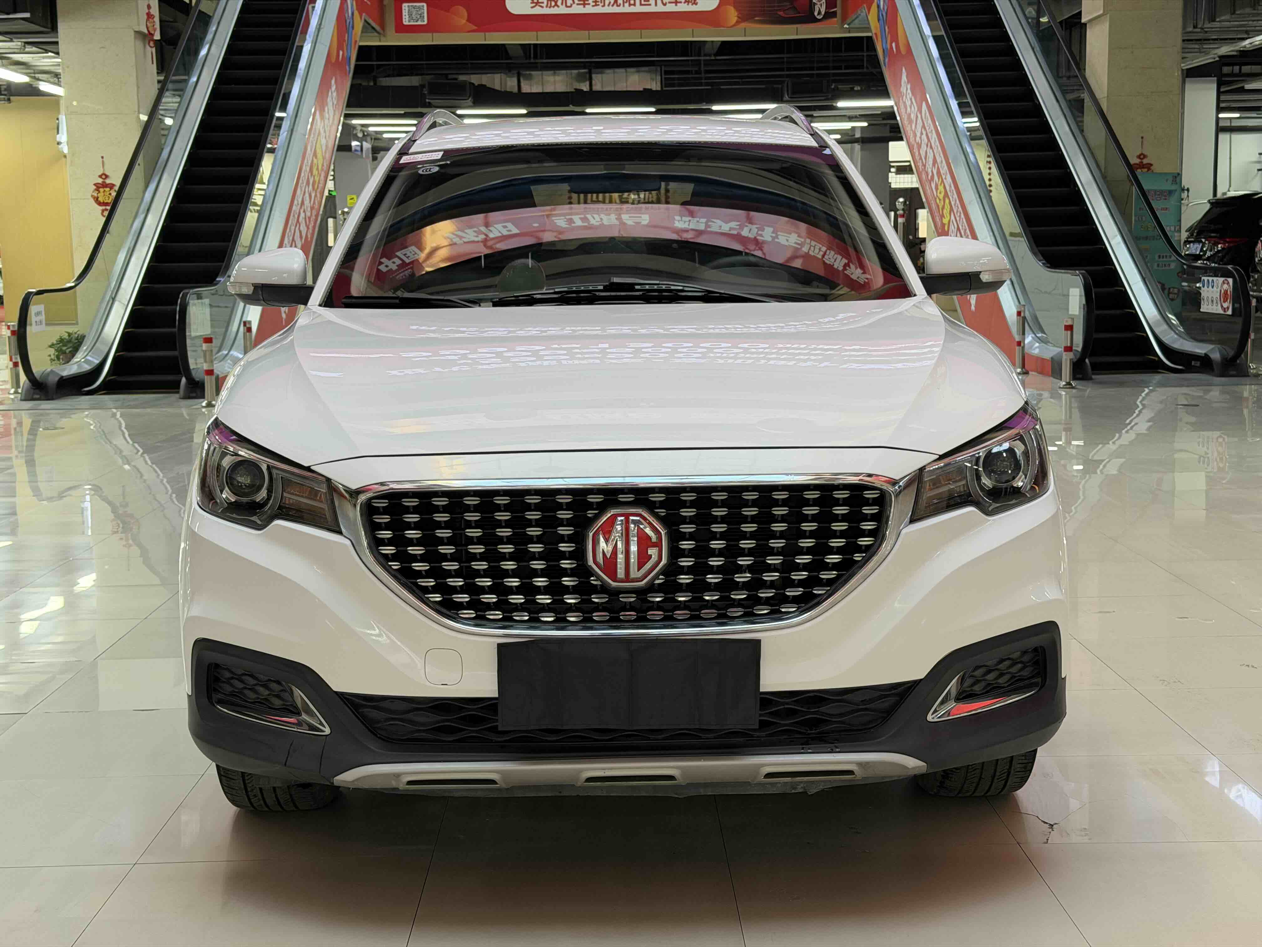 MG ZS 2020 car image #2