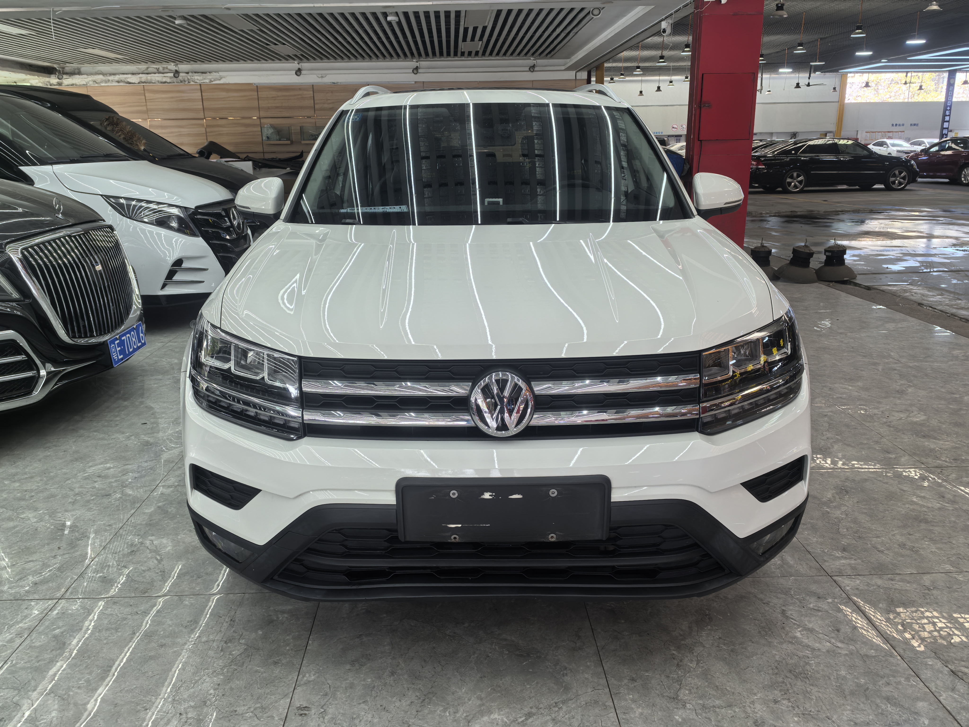 Volkswagen Tharu 2020 car image #2