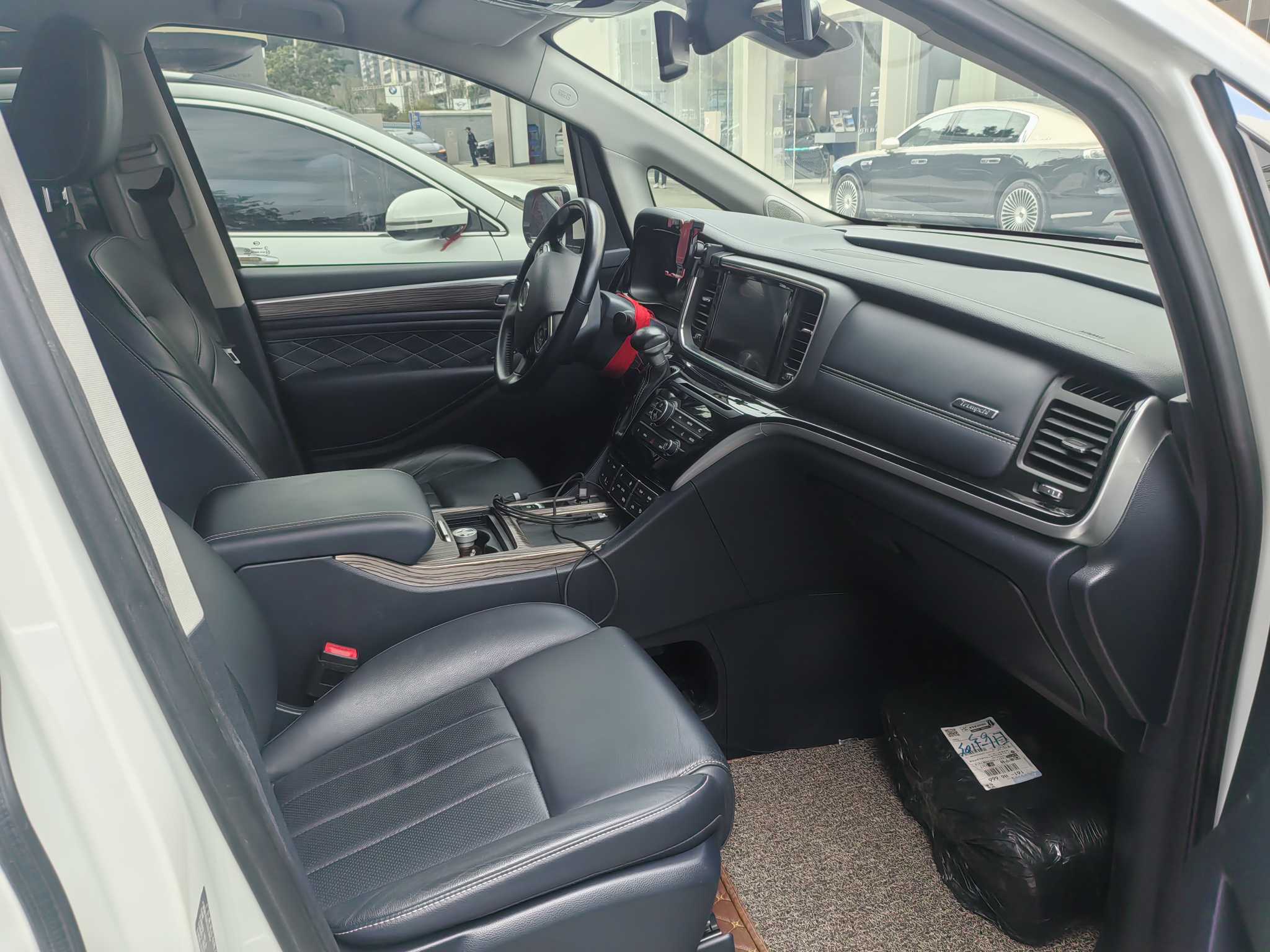 GAC Trumpchi M8 2020 #2 GAC Trumpchi M8 2020 car image #2