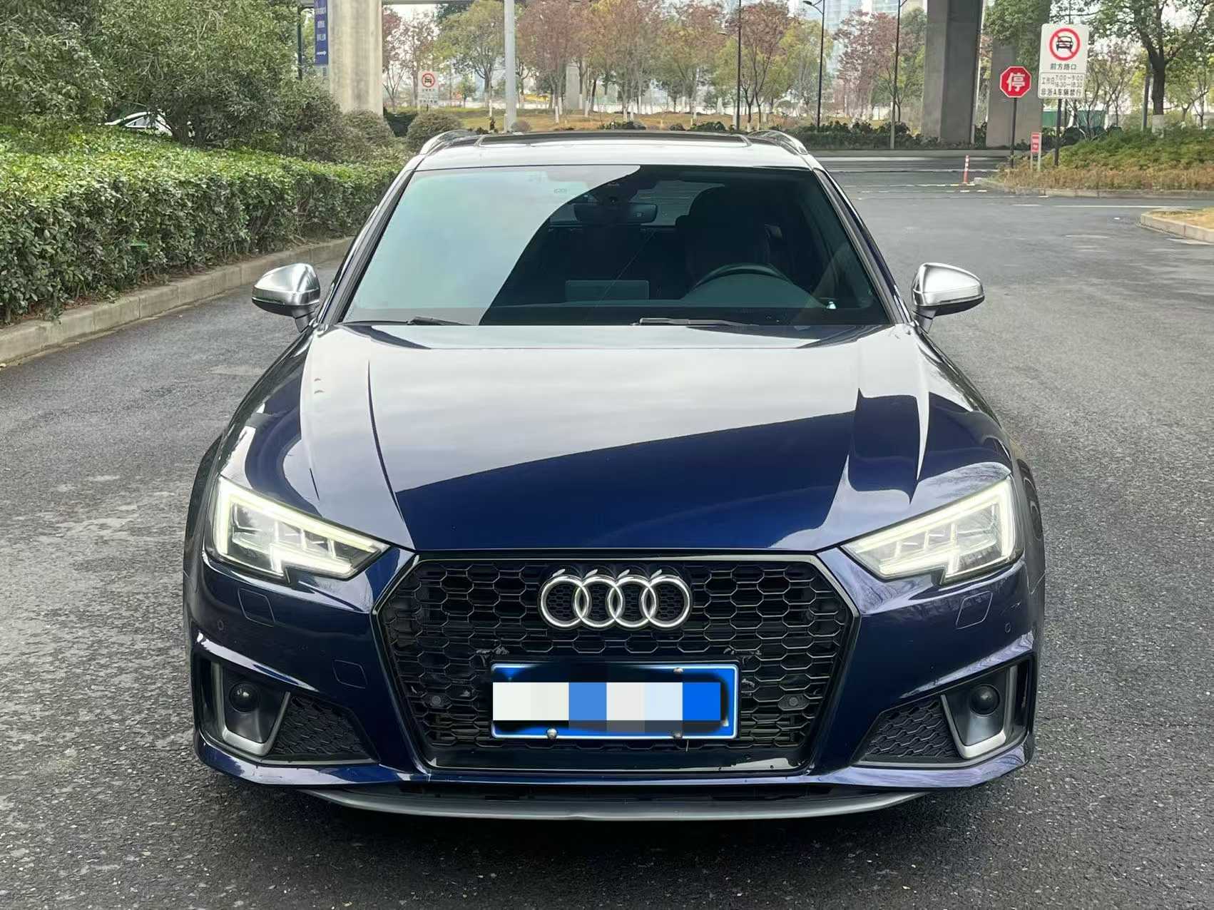 Audi A4 (Imported) 2019 car image #2