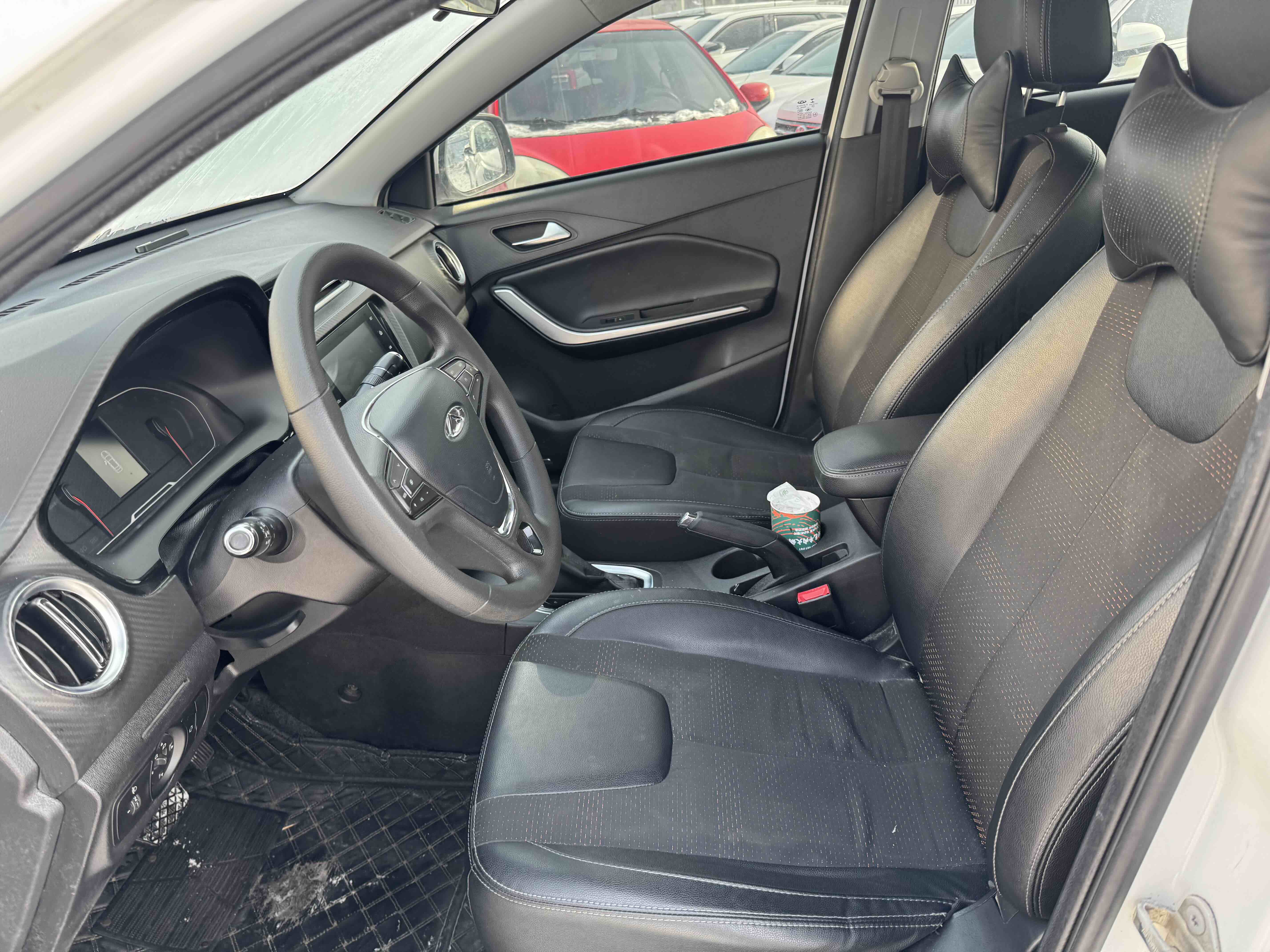 Chery Tiggo 3x 2020 immagine di auto #2