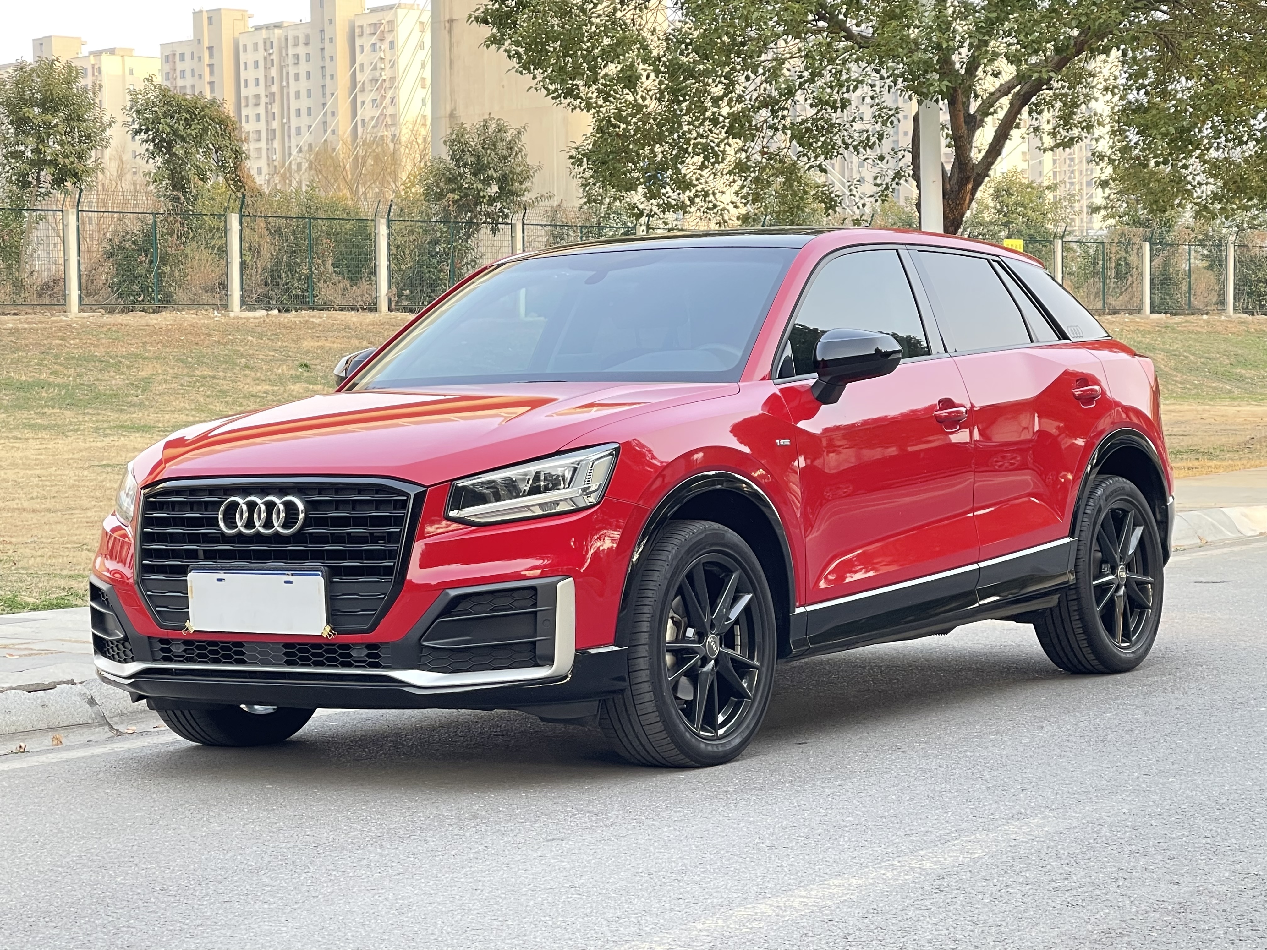 Q2L 2021 car image #2