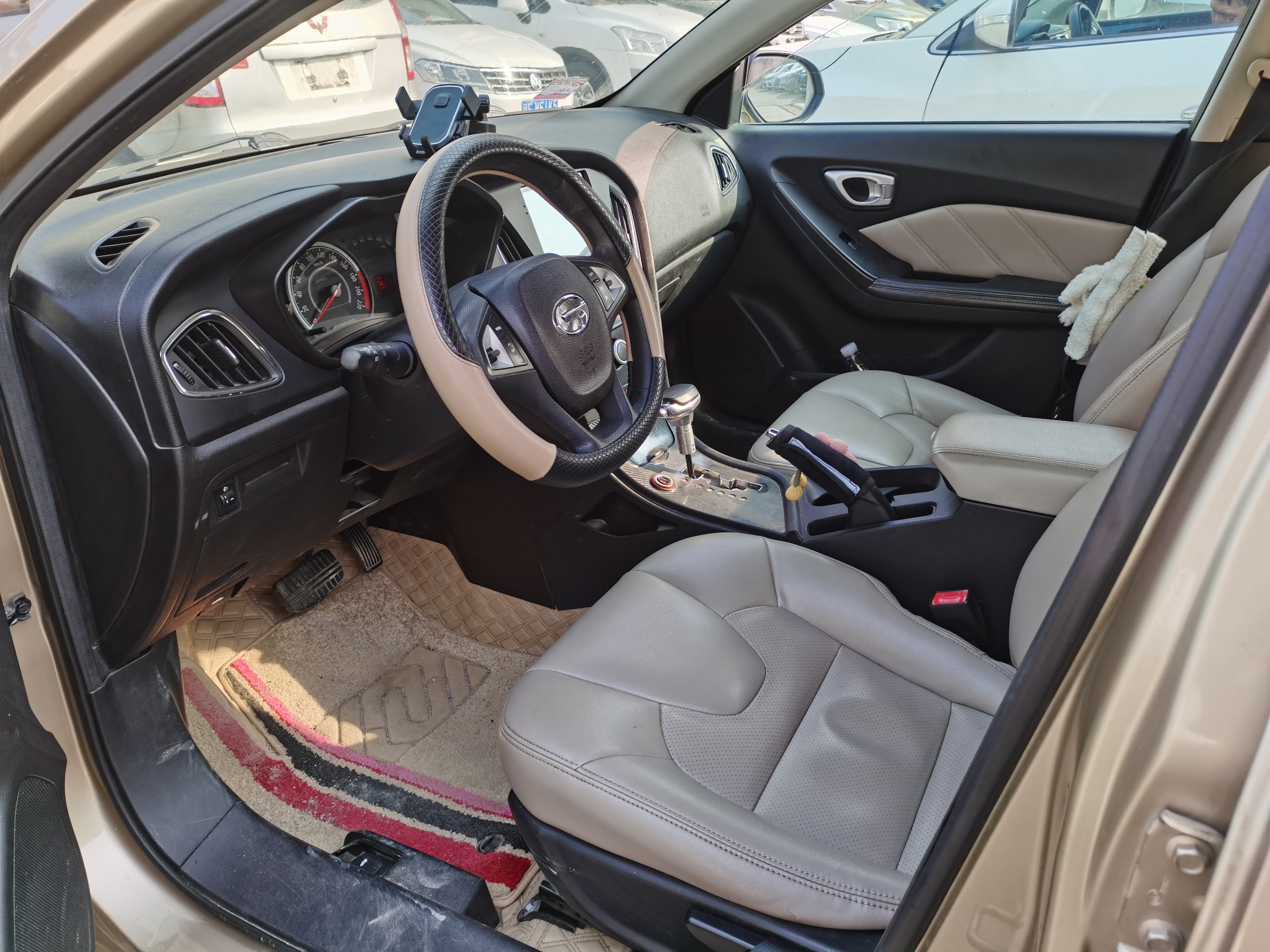 GAC Trumpchi GA3 2014 car image #2