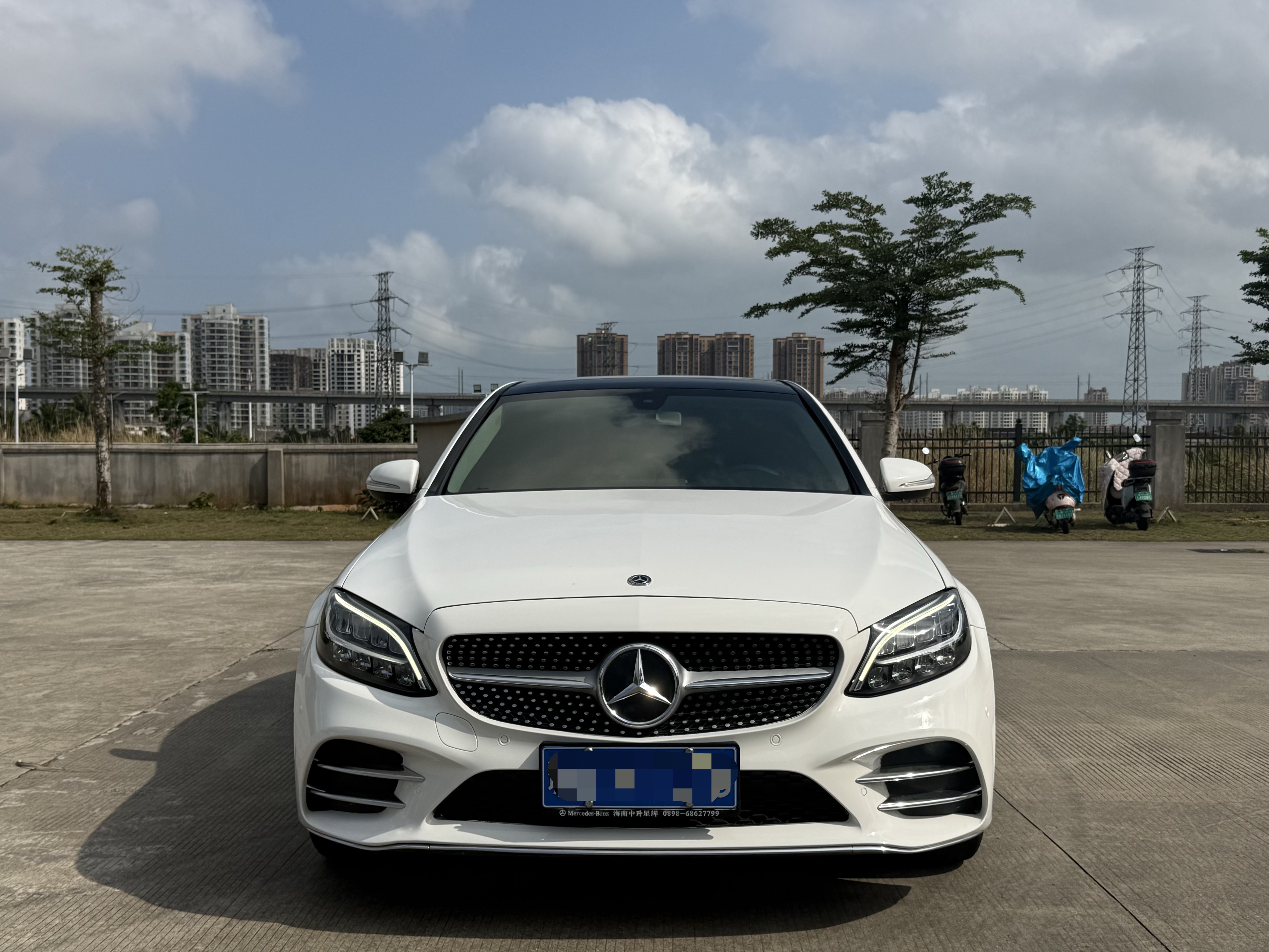 Mercedes-Benz C Class 2020 car image #2