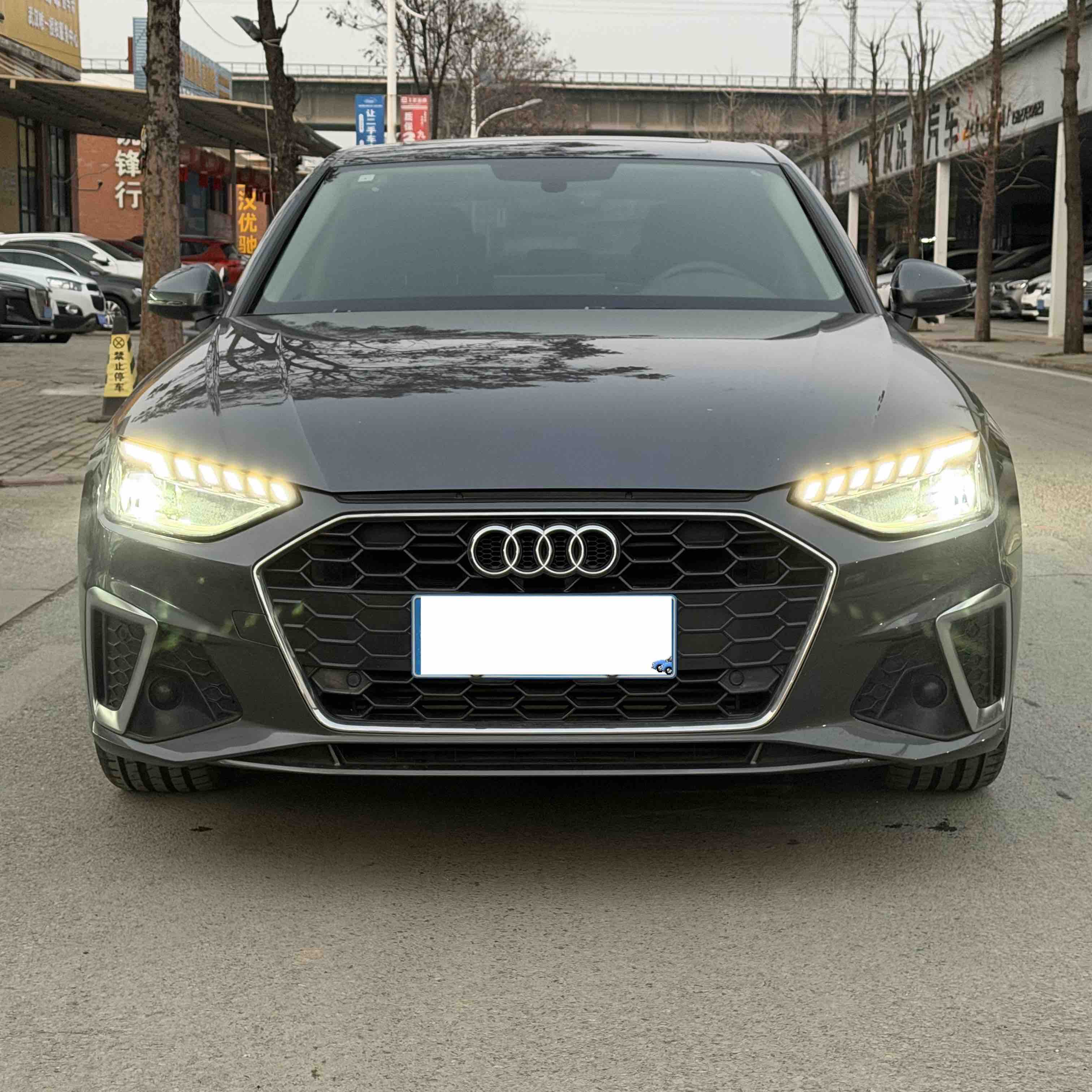 Audi A4L 2020 car image #2