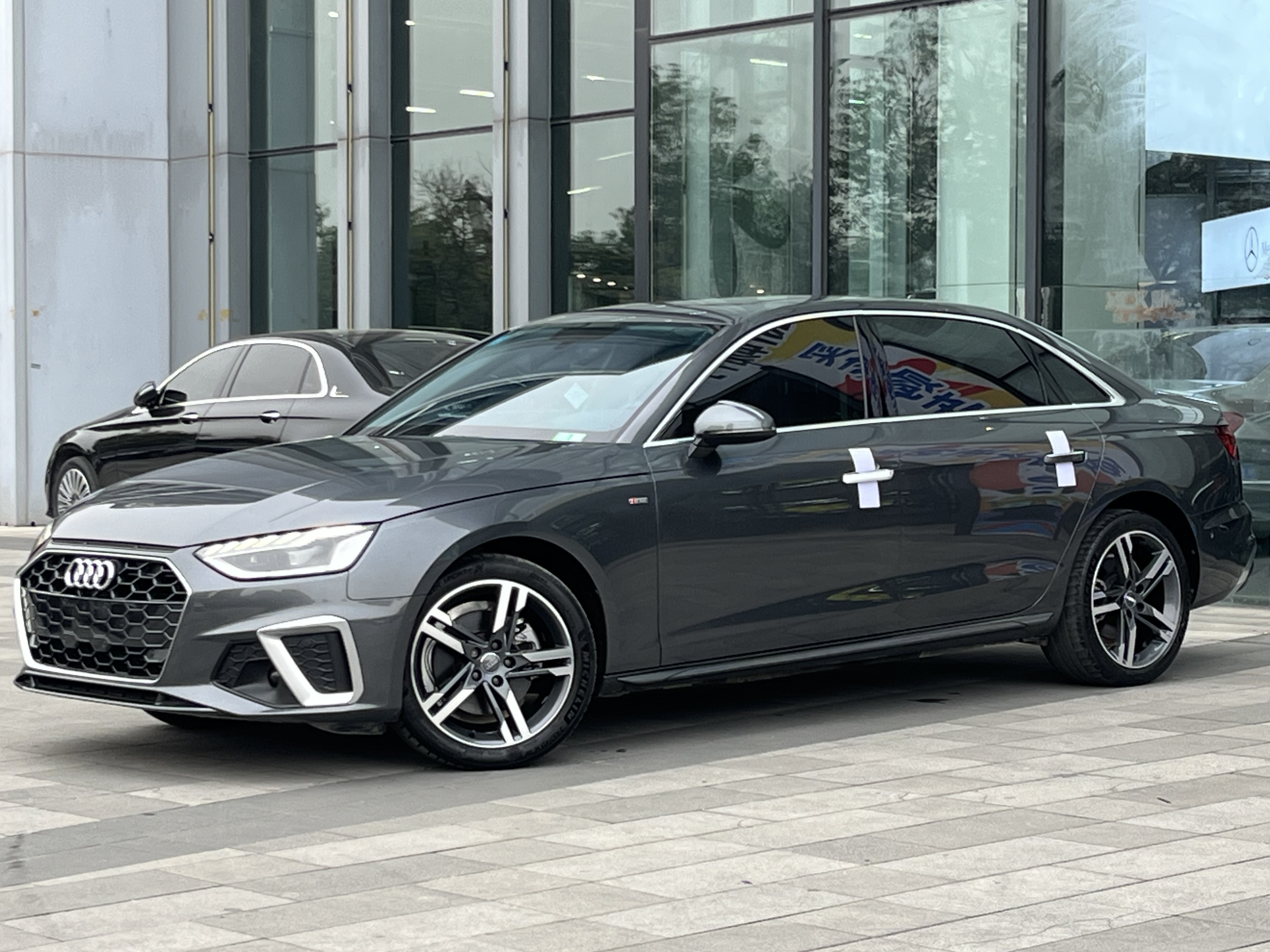 Audi A4L 2020 #2 Audi A4L 2020 car image #2