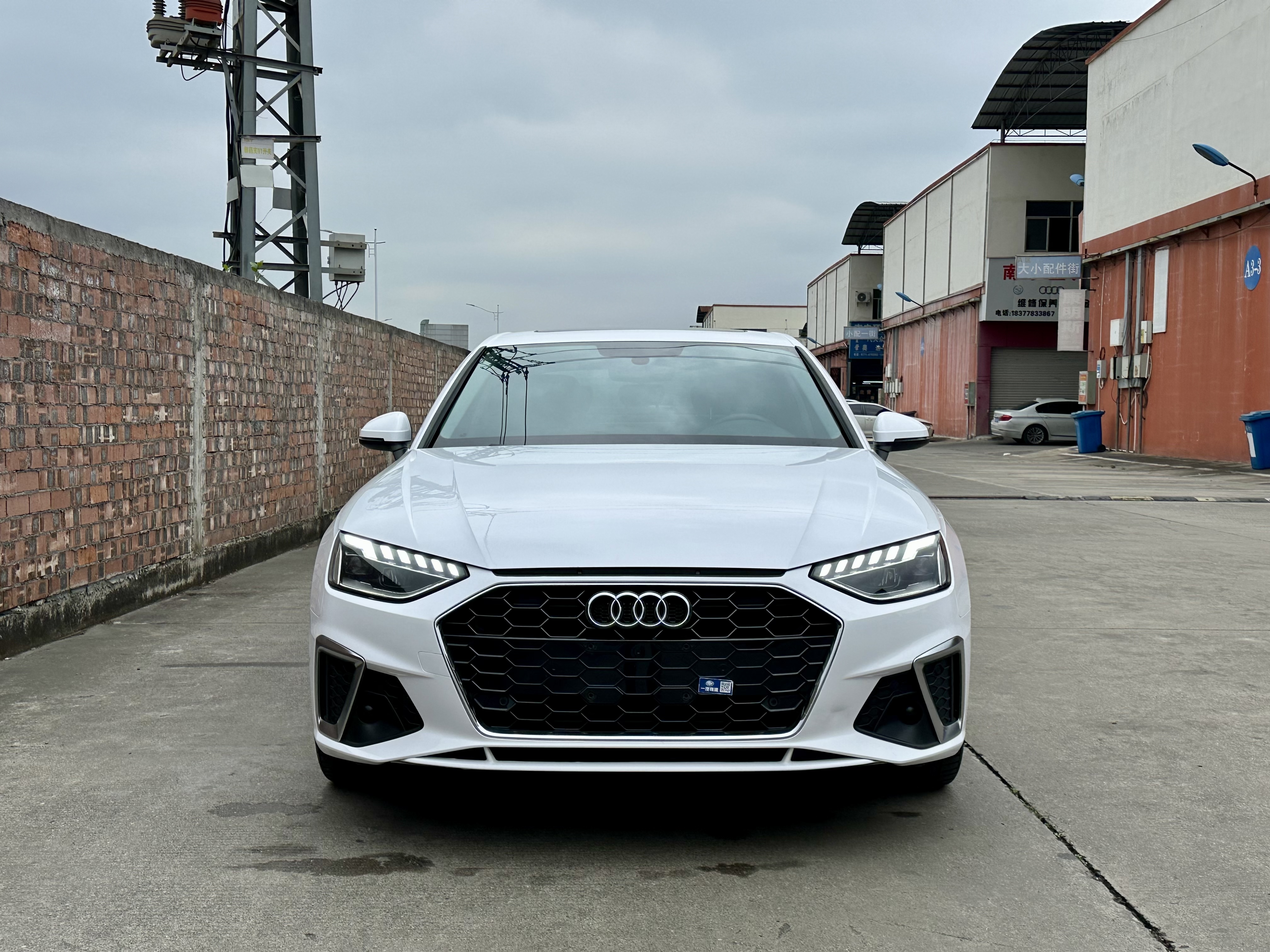 Audi A4L 2021 car image #2